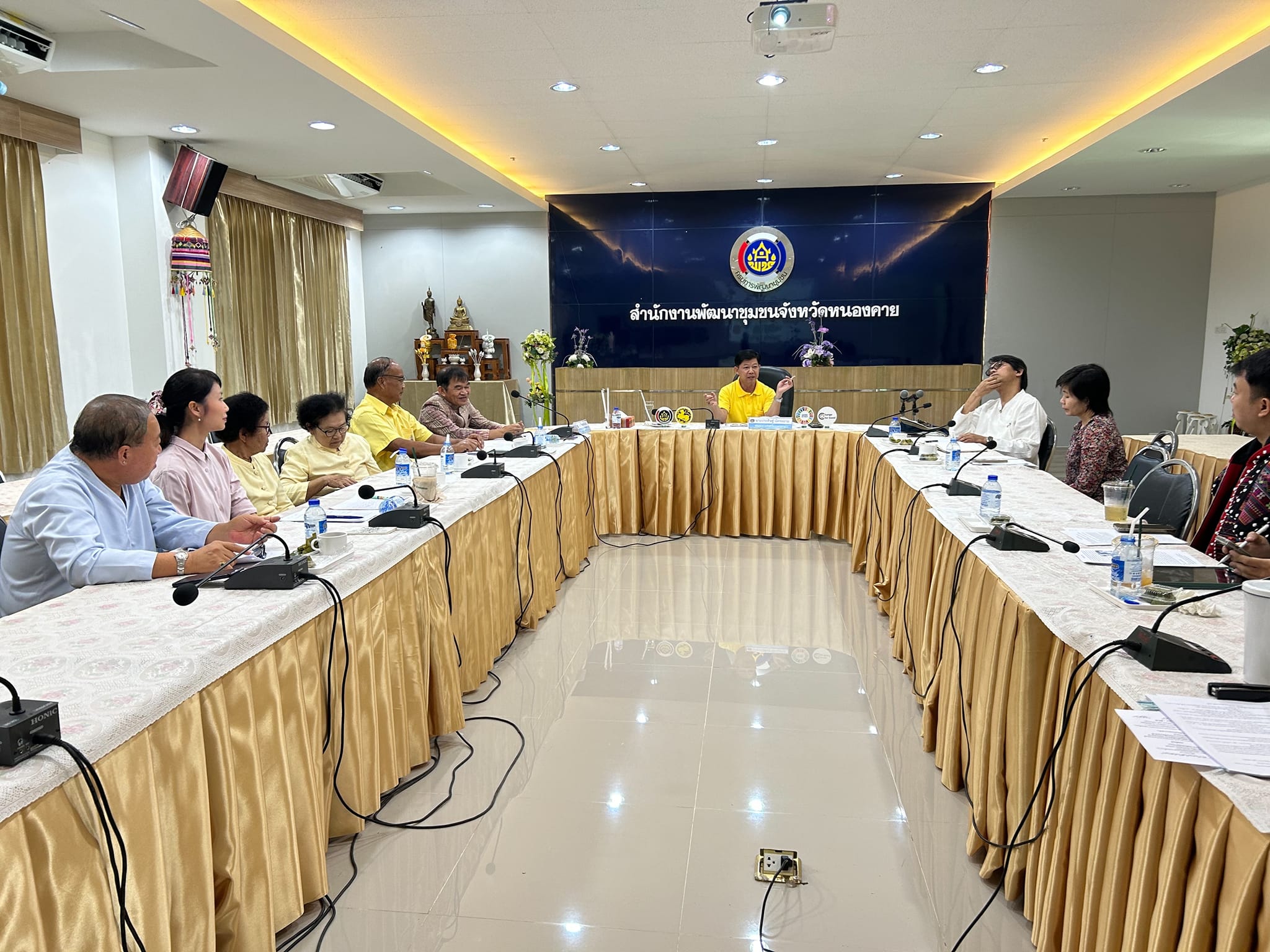 พช.หนองคาย ประชุมหารือการขับเคลื่อนกิจกรรม สืบสานภูมิปัญญาผ้าพื้นถิ่น “พญานาคา” สู่ความยั่งยืน