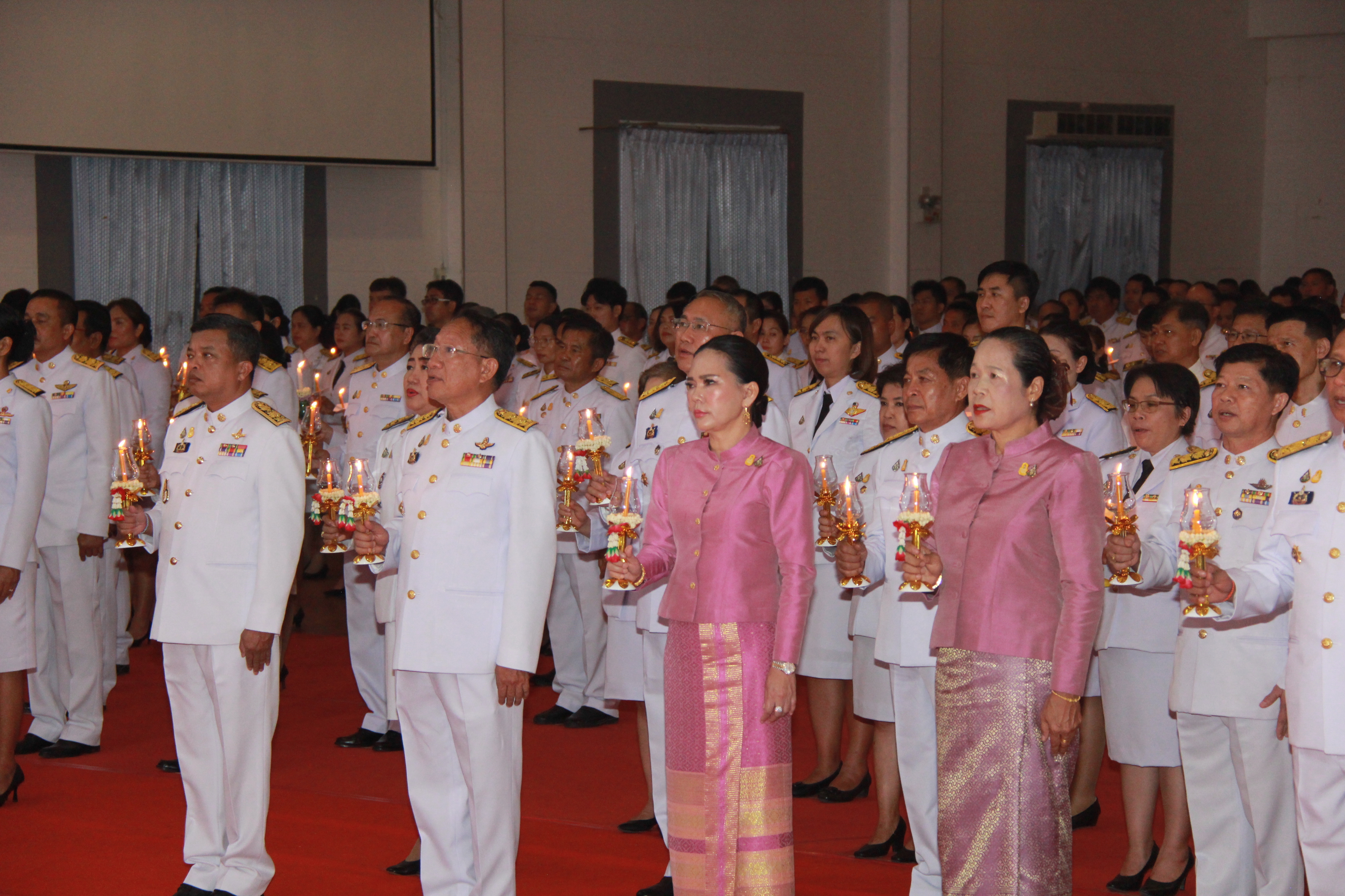 พช.หนองคาย ร่วมพิธีถวายเครื่องราชสักการะและวางพานพุ่ม และพิธีจุดเทียนถวายพระพรชัยมงคล สมเด็จพระนางเจ้าฯ พระบรมราชินี เนื่องในโอกาสวันเฉลิมพระชนมพรรษา 3 มิถุนายน 2567