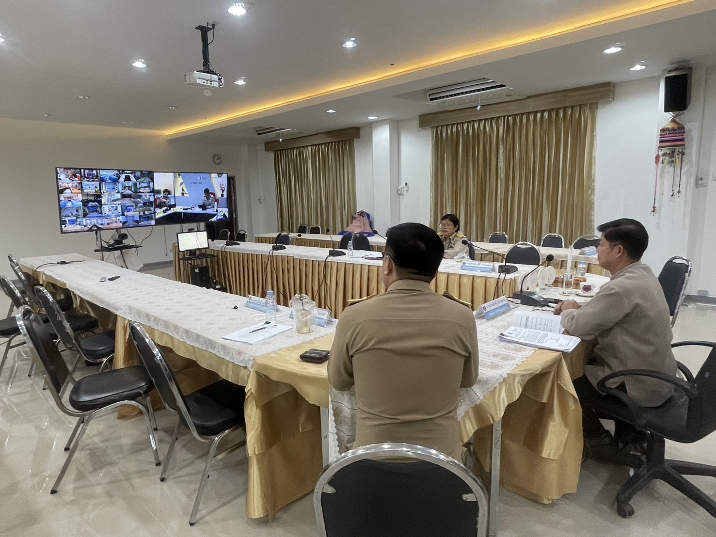 พช.หนองคาย ร่วมการประชุมคณะกรรมการติดตามเร่งรัดการใช้จ่ายงบประมาณรายจ่ายประจำปีงบประมาณ พ.ศ. 2567 ของกรมการพัฒนาชุมชน ครั้งที่ 3/2567