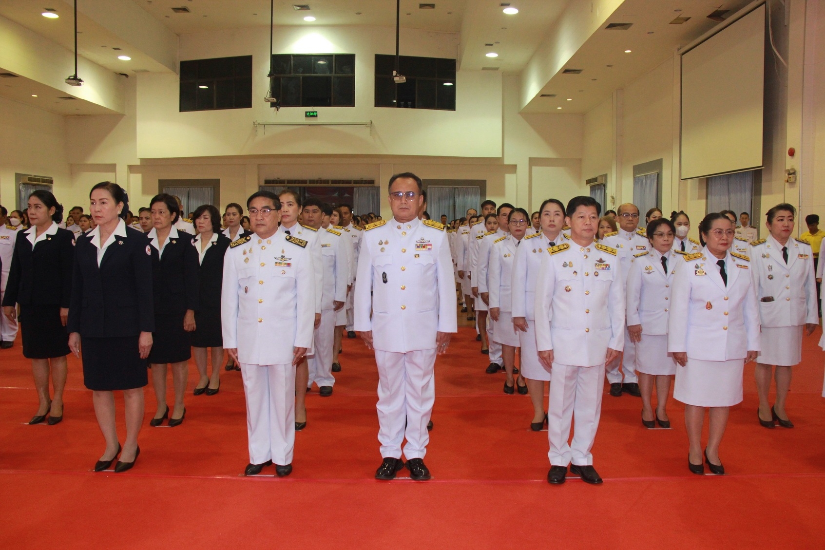 พช.หนองคาย ร่วมพิธีถวายราชสักการะ เนื่องในวันคล้ายวันสวรรคตพระบาทสมเด็จพระปรเมนทรมหาอานันทมหิดล พระอัฐมรามาธิบดินทร ประจำปีพุทธศักราช 2567