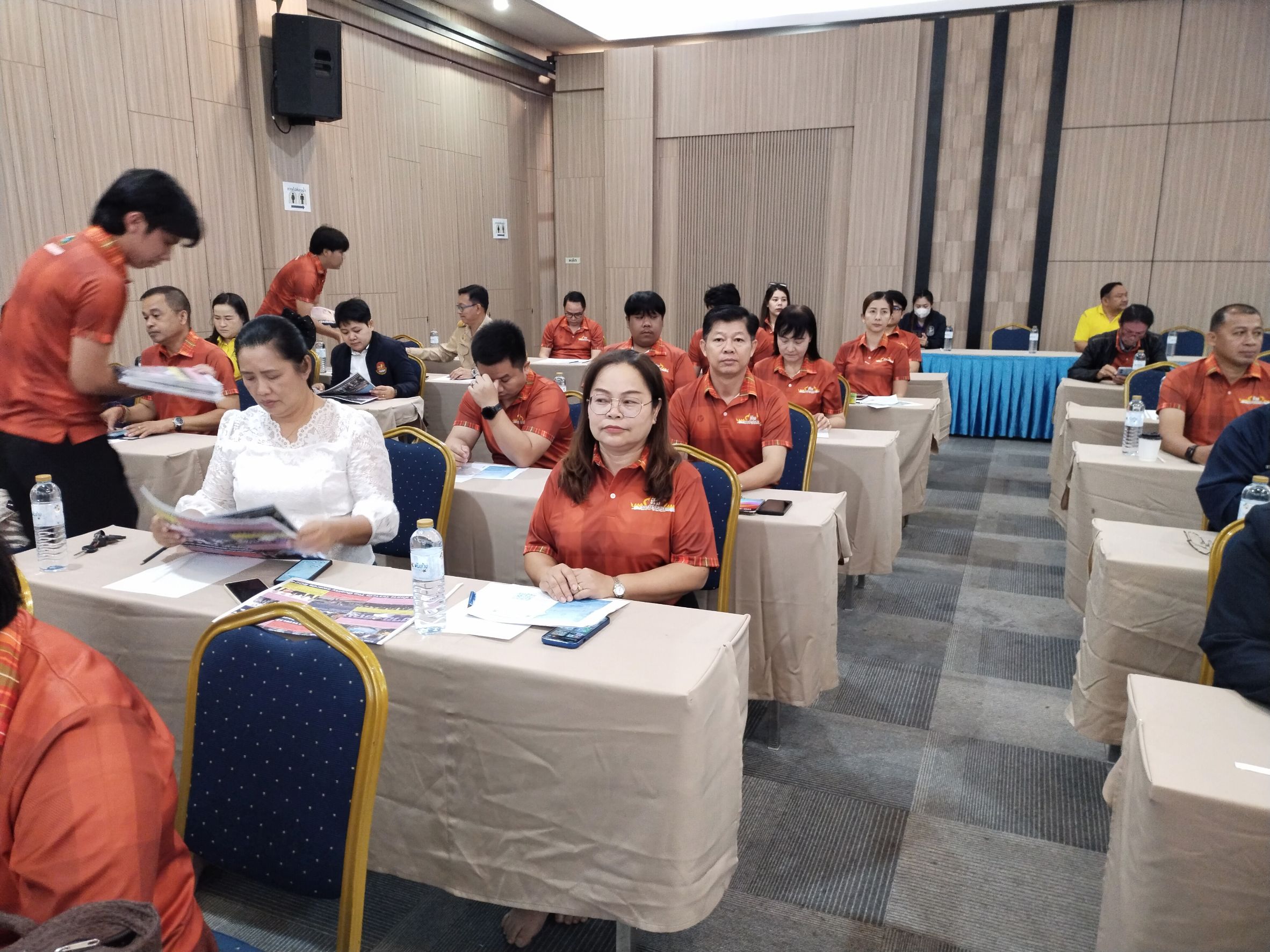 พช.หนองคาย ร่วมกิจกรรม “สื่อมวลชนสัมพันธ์” สร้างเครือข่ายการประชาสัมพันธ์ สร้างการรับรู้นโยบายรัฐบาล นโยบายจังหวัด แนวทางปฏิบัติงานของผู้บริหาร ประจำปีงบประมาณ พ.ศ. 2567