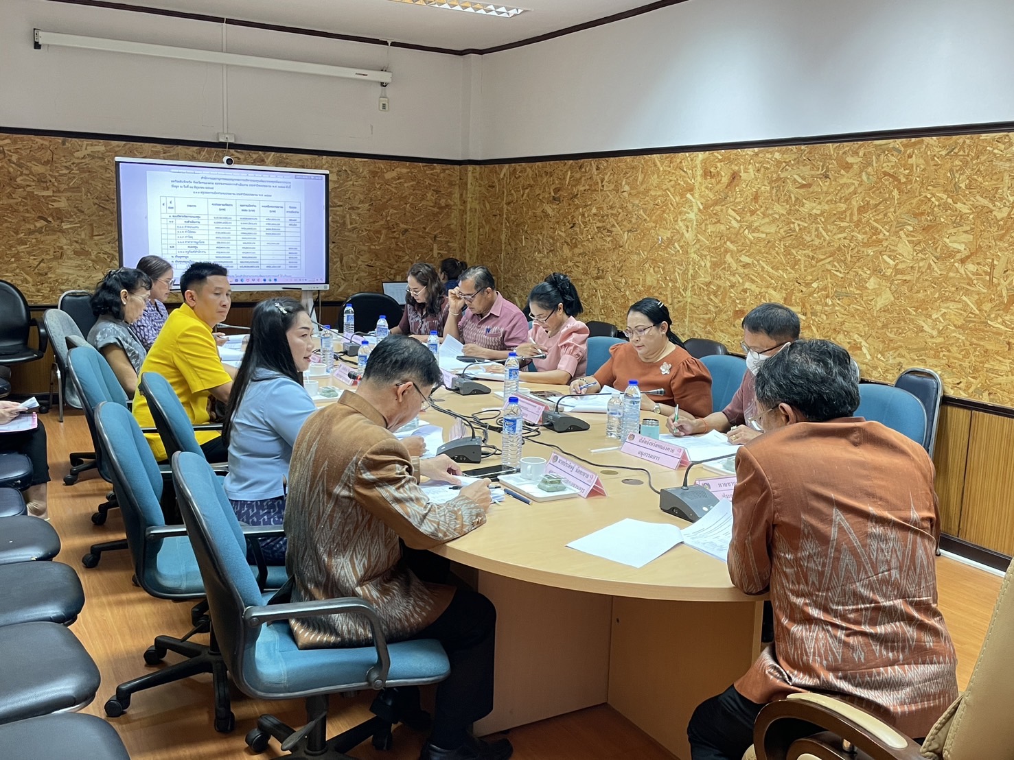 จ.หนองคาย ดำเนินการประชุมคณะอนุกรรมการบริหารกองทุนพัฒนาบทบาทสตรีระดับจังหวัด ครั้งที่ 4/2567