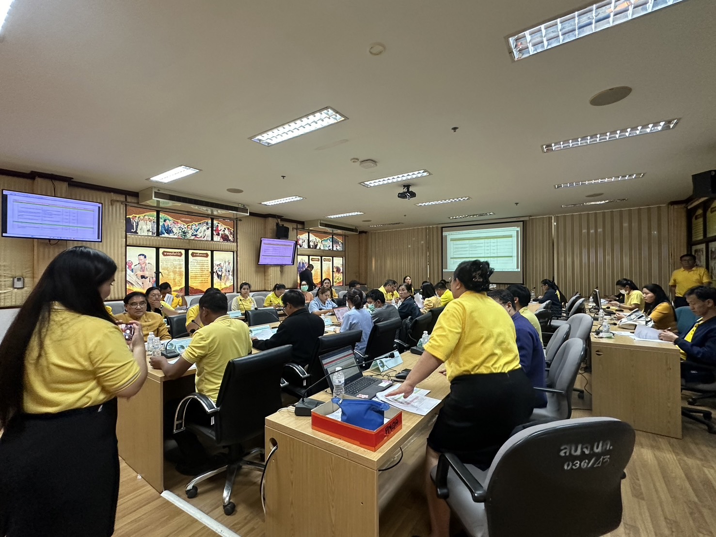 พช.หนองคาย ร่วมประชุมเพื่อซักซ้อมแนวทางการจัดนิทรรศการเพื่อแสดงถึงผลลัพธ์การปฏิบัติงานของจังหวัดหนองคาย ประกอบการตรวจประเมิน PMQA จังหวัดหนองคาย ประจำปี พ.ศ. 2567 หมวด 4 ด้านการวิเคราะห์ผลการดำเนินงานขององค์การและการจัดการความรู้ 