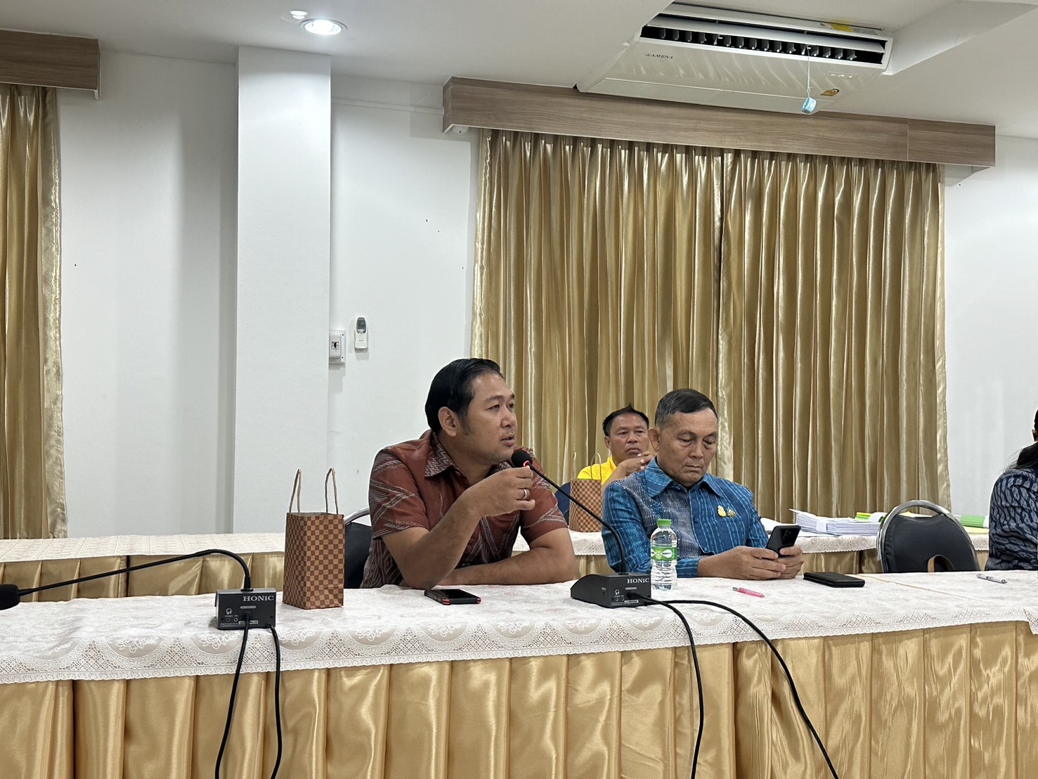 พช.หนองคาย ดำเนินการประชุมคณะอนุกรรมการตรวจประเมินเพื่อการรับรองมาตรฐานการพัฒนาชุมชน ระดับจังหวัด ภายใต้โครงการเชิดชูเกียรติเครือข่ายพัฒนาชุมชนดีเด่น กิจกรรมมาตรฐานการพัฒนาชุมชน (มชช.)