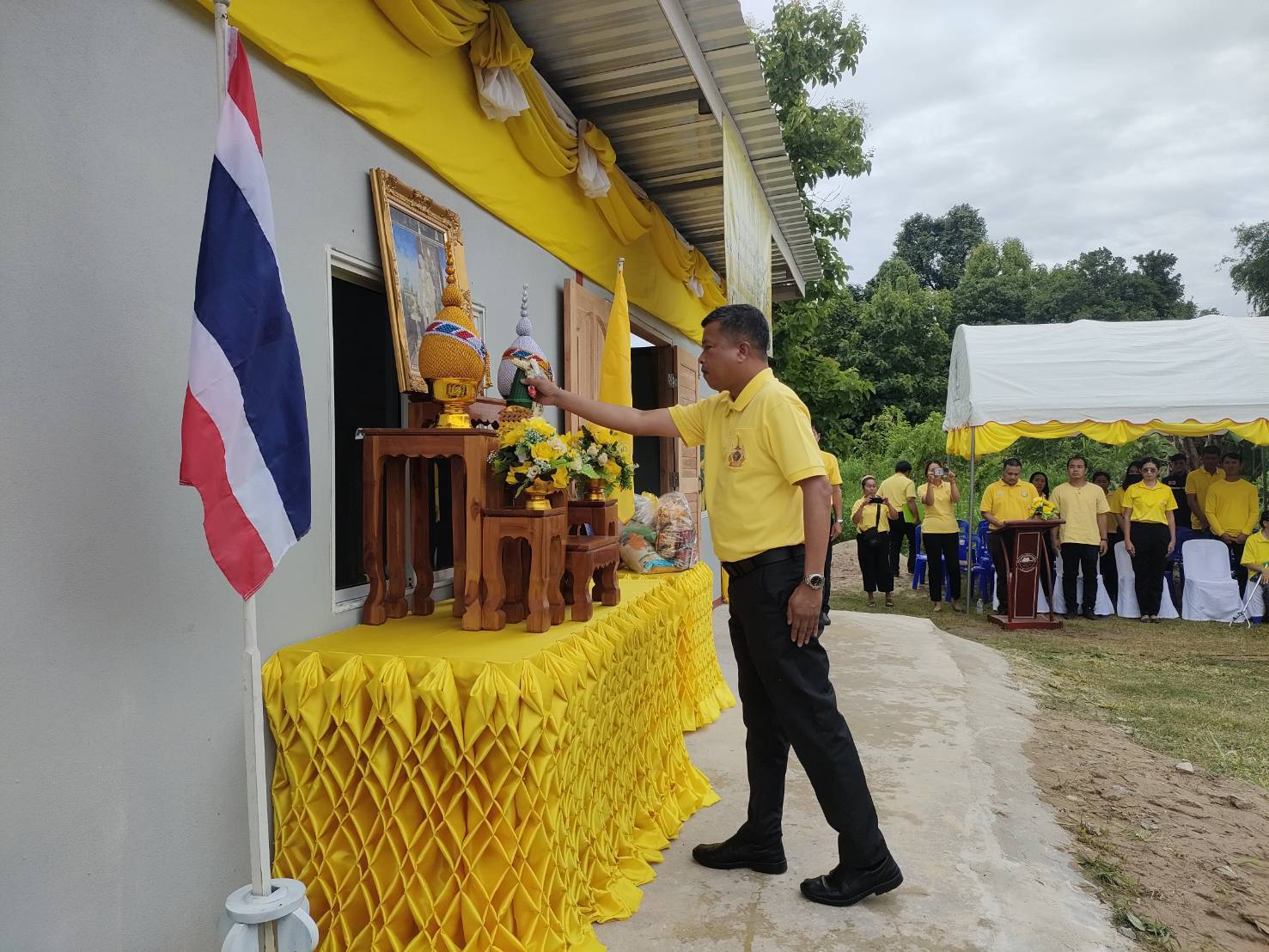 พช.หนองคาย ร่วมประชุมติดตามความก้าวหน้าโครงการเฉลิมพระเกียรติพระบาทสมเด็จพระเจ้าอยู่หัว เนื่องในโอกาสพระราชพิธีมหามงคลเฉลิมพระชนมพรรษา 6 รอบ 28 กรกฎาคม 2567 และพิธีส่งมอบบ้านโครงการซ่อมแซมบ้านให้ผู้ยากไร้ตามผังภูมิสังคม