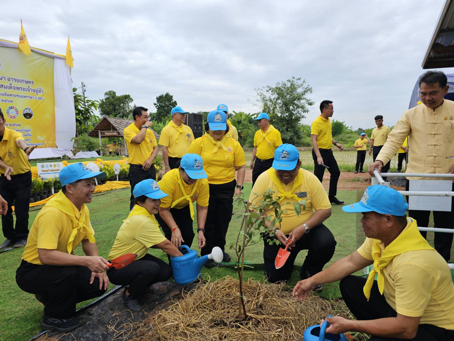 หนองคาย ขับเคลื่อนโครงการโคก หนอง นา อารยเกษตร เฉลิมพระเกียรติพระบาทสมเด็จพระเจ้าอยู่หัว เนื่องในโอกาสพระราชพิธีมหามงคลเฉลิมพระชนมพรรษา 6 รอบ 28 กรกฎาคม 2567