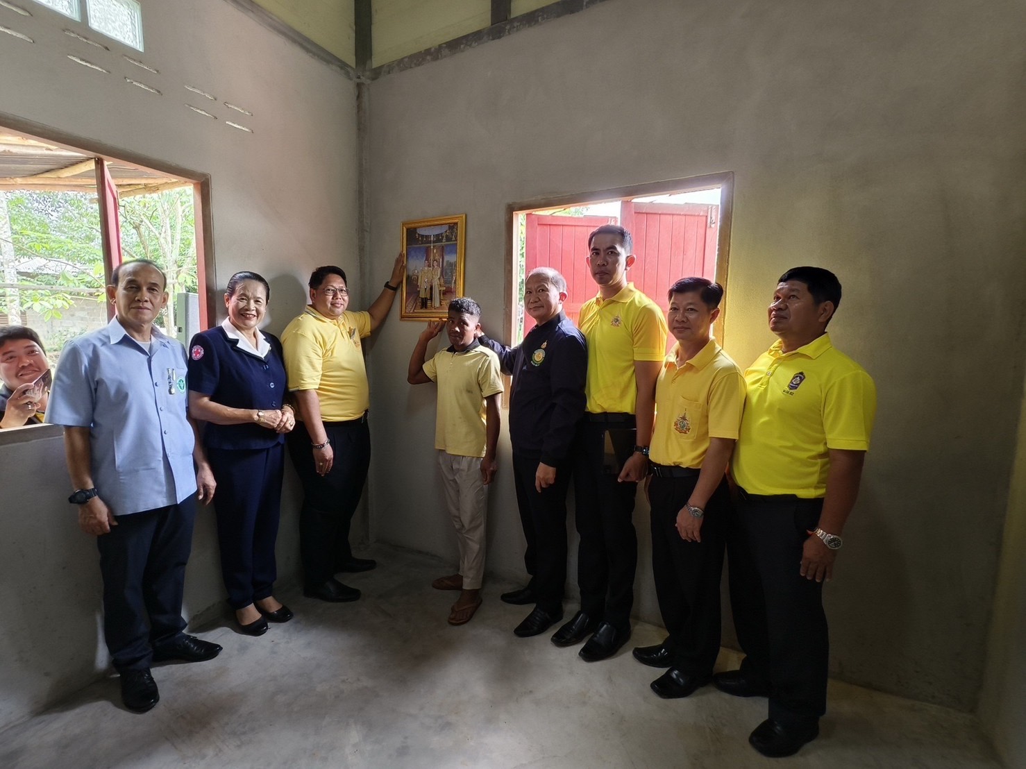 ผู้ว่าฯหนองคาย ขับเคลื่อนการขจัดความยากจน ส่งมอบบ้านห่วงใยจากใจ GLO ประจำปี 2566 ให้ครัวเรือนเป้าหมาย TPMAP อ.รัตนวาปี