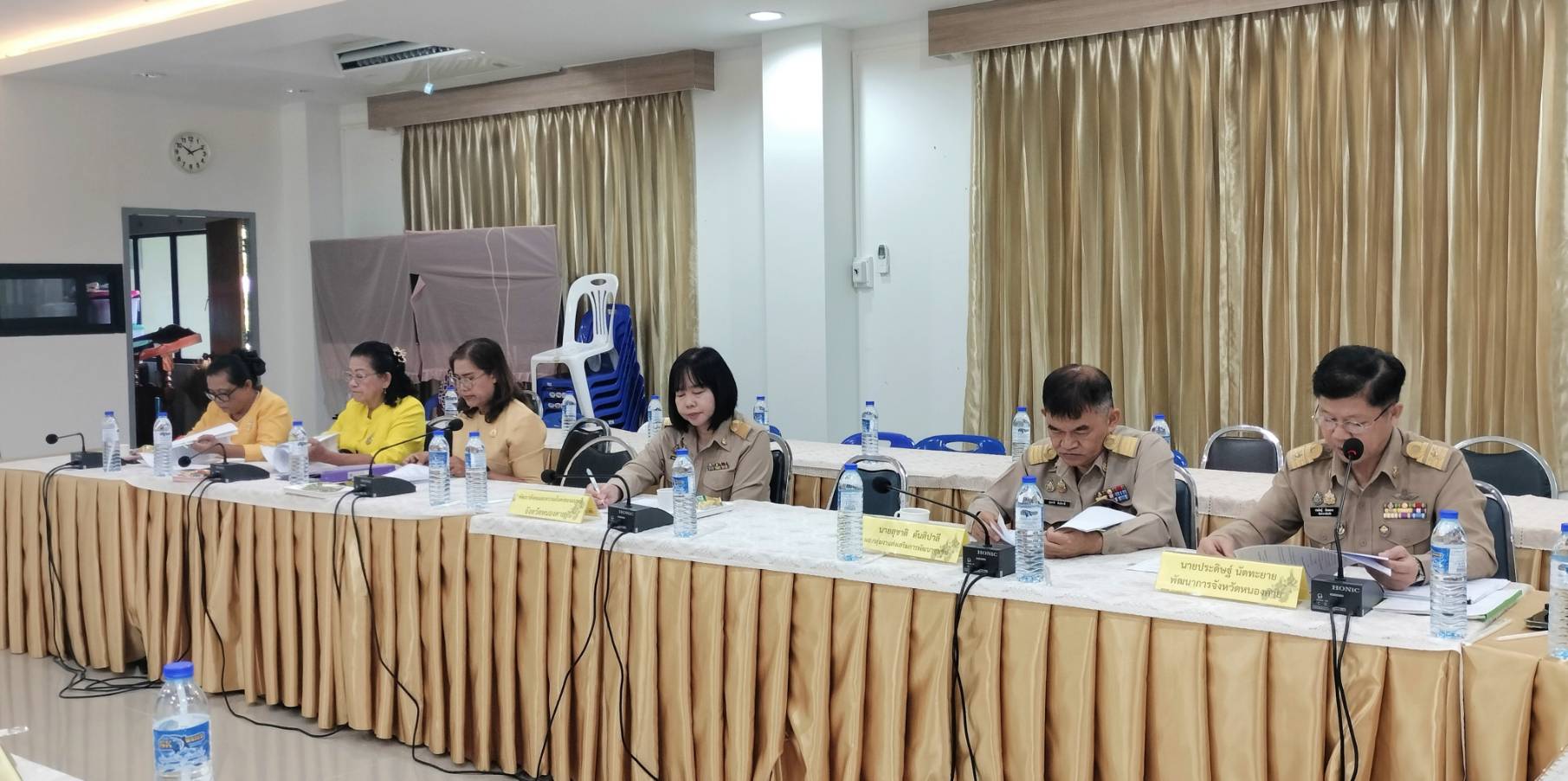 พช.หนองคาย จัดประชุมคัดเลือกสตรีดีเด่นการขับเคลื่อนนโยบายกระทรวงมหาดไทย ประจำปี 2567