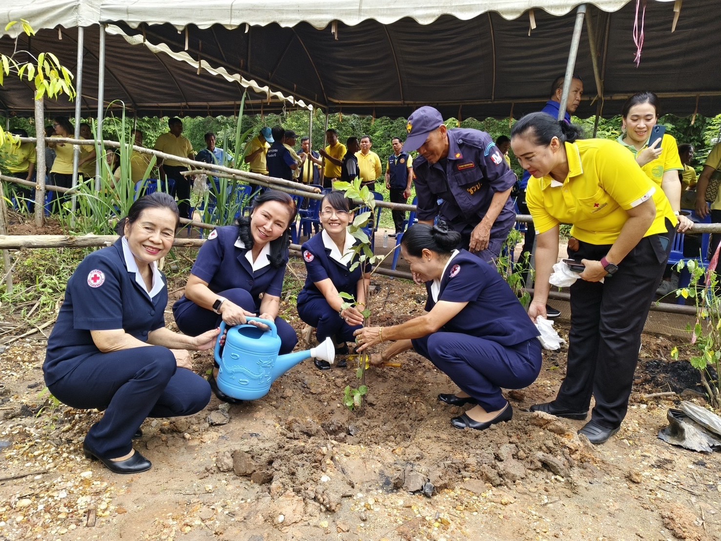 ผู้ว่าฯหนองคาย ขับเคลื่อนการขจัดความยากจน ส่งมอบบ้านห่วงใยจากใจ GLO ประจำปี 2566 ให้ครัวเรือนเป้าหมาย TPMAP อ.รัตนวาปี