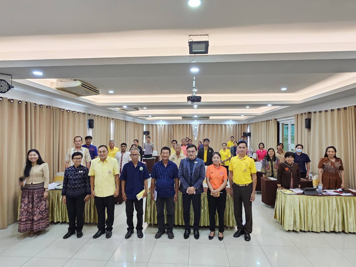 พช.หนองคาย ติวเข้ม!!! การบริหารจัดการหนี้ จัดประชุมเชิงปฏิบัติการผู้ขับเคลื่อนการบริหารจัดการหนี้ โดยศูนย์จัดการกองทุนชุมชนระดับจังหวัด