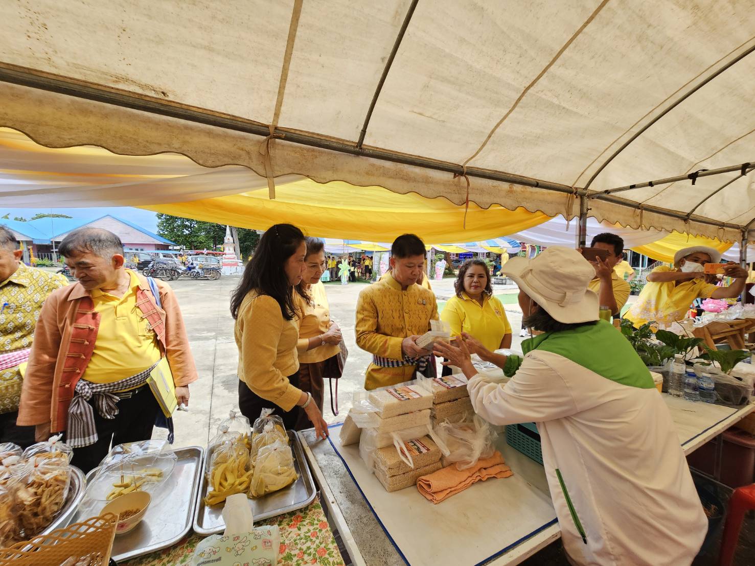 จังหวัดหนองคาย ลงพื้นที่คัดสรรกิจกรรมพัฒนาชุมชนดีเด่น และตรวจคัดเลือกหมู่บ้านกองทุนแม่ของแผ่นดินดีเด่นระดับจังหวัด ประจำปี 2567 อ.สังคม และอ.ศรีเชียงใหม่