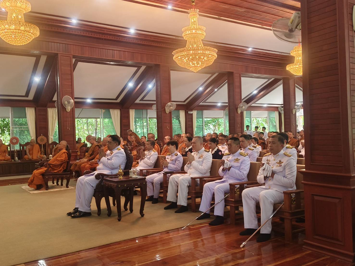 พช.หนองคาย ร่วมพิธีบำเพ็ญกุศลถวายพระราชกุศลแด่พระบาทสมเด็จพระจอมเกล้าเจ้าอยู่หัว พระสยามเทวมหามกุฎวิทยมหาราช ในอภิลักขิตสมัย 200 ปี นับแต่ทรงผนวช ในพระบรมราชูปถัมภ์