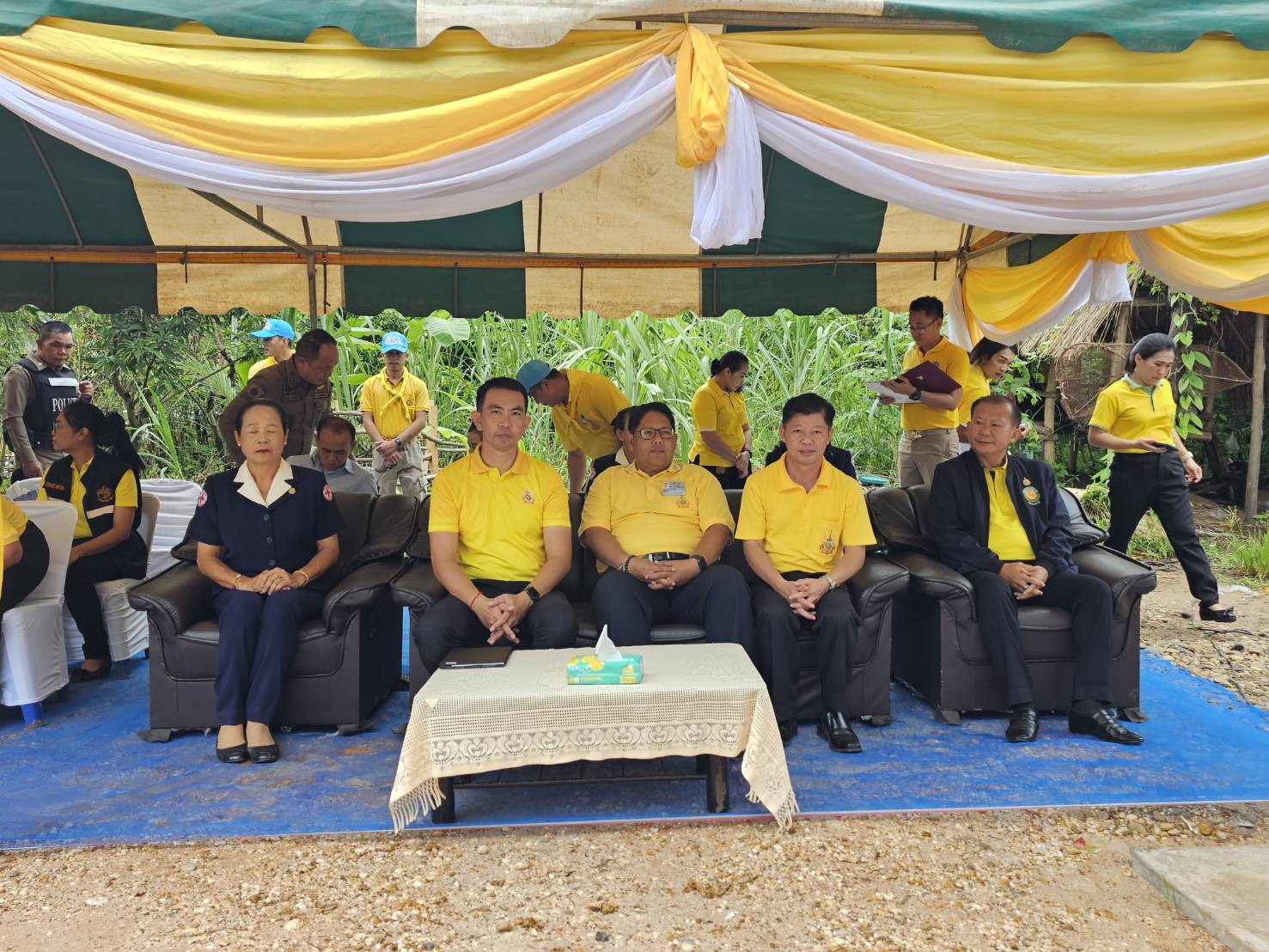 ผู้ว่าฯหนองคาย ขับเคลื่อนการขจัดความยากจน ส่งมอบบ้านห่วงใยจากใจ GLO ประจำปี 2566 ให้ครัวเรือนเป้าหมาย TPMAP อ.รัตนวาปี