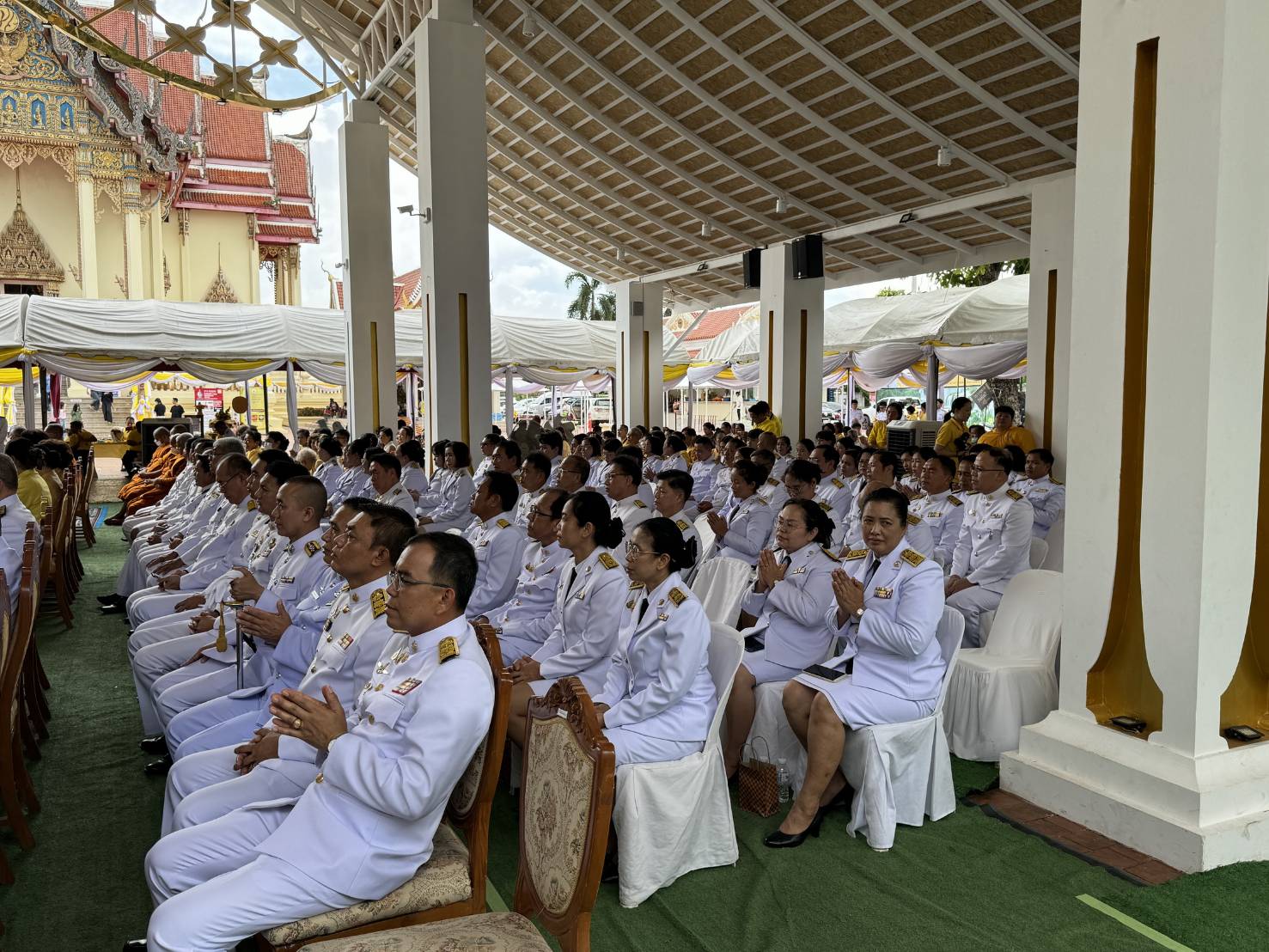 พช.หนองคาย ร่วมพิธีบรรพชาอุปสมบท ตามโครงการบรรพชาอุปสมบท เฉลิมพระเกียรติพระบาทสมเด็จพระเจ้าอยู่หัว เนื่องในโอกาสมหามงคลเฉลิมพระชนมพรรษา 6 รอบ 28 กรกฎาคม 2567