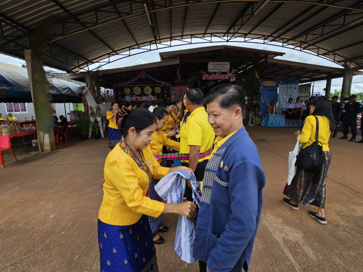 หนองคาย ขับเคี่ยวกันเข้มข้นต่อเนื่อง กิจกรรมคัดสรรพัฒนาชุมชนดีเด่นและกองทุนแม่ของแผ่นดินดีเด่น ระดับจังหวัด ประจำปี 2567 วันที่ 2 อ.เฝ้าไร่ และอ.โพนพิสัย