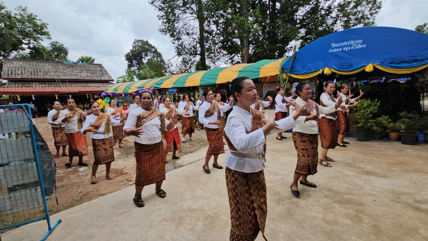 หนองคาย ลุยกันต่อเฟ้นหาของแทร่ กิจกรรมคัดสรรพัฒนาชุมชนดีเด่นและกองทุนแม่ของแผ่นดินดีเด่น ระดับจังหวัด ประจำปี 2567 วันที่ 4 อ.ท่าบ่อ และอ.โพธิ์ตาก