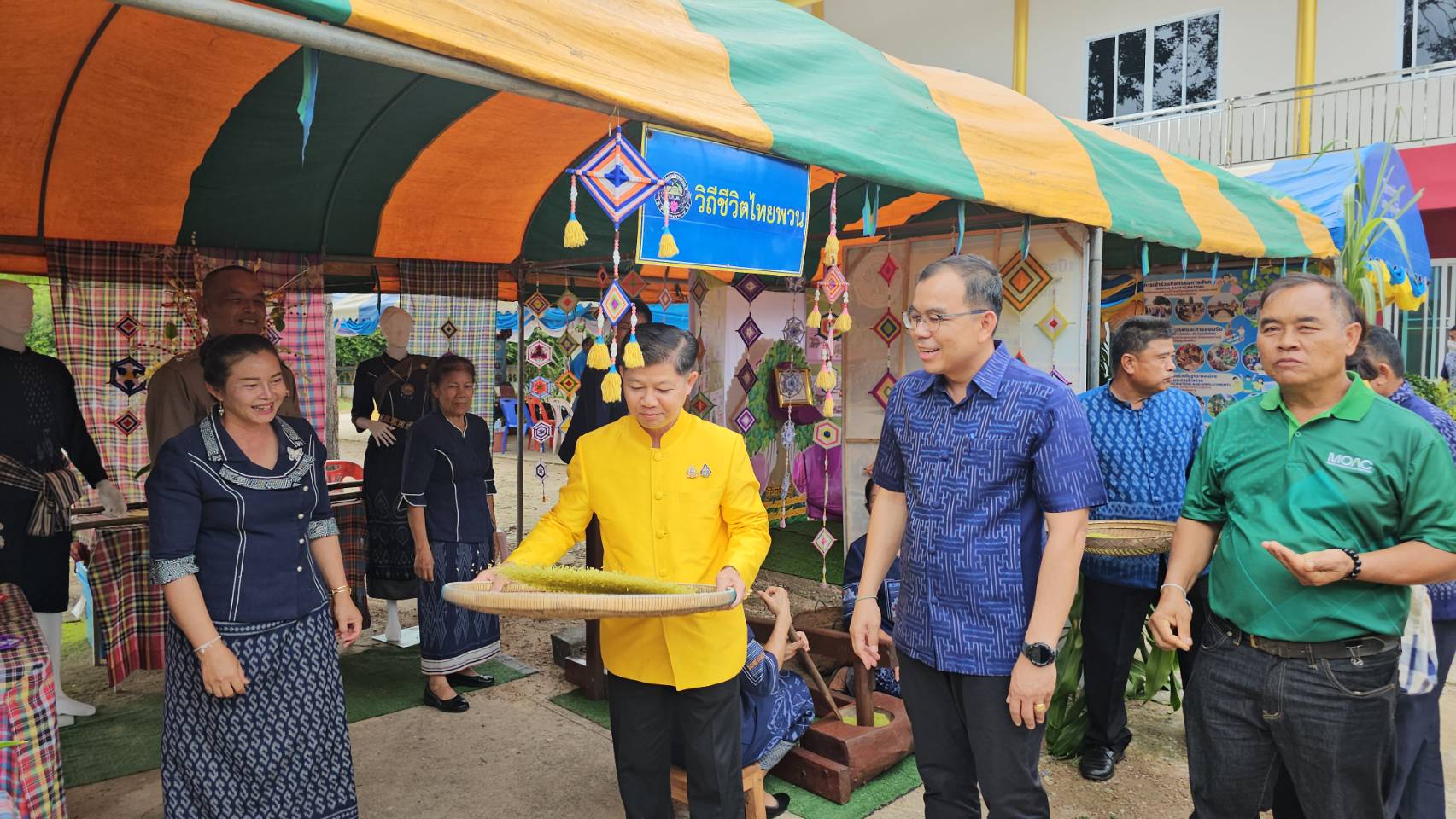 หนองคาย ลุยกันต่อเฟ้นหาของแทร่ กิจกรรมคัดสรรพัฒนาชุมชนดีเด่นและกองทุนแม่ของแผ่นดินดีเด่น ระดับจังหวัด ประจำปี 2567 วันที่ 4 อ.ท่าบ่อ และอ.โพธิ์ตาก