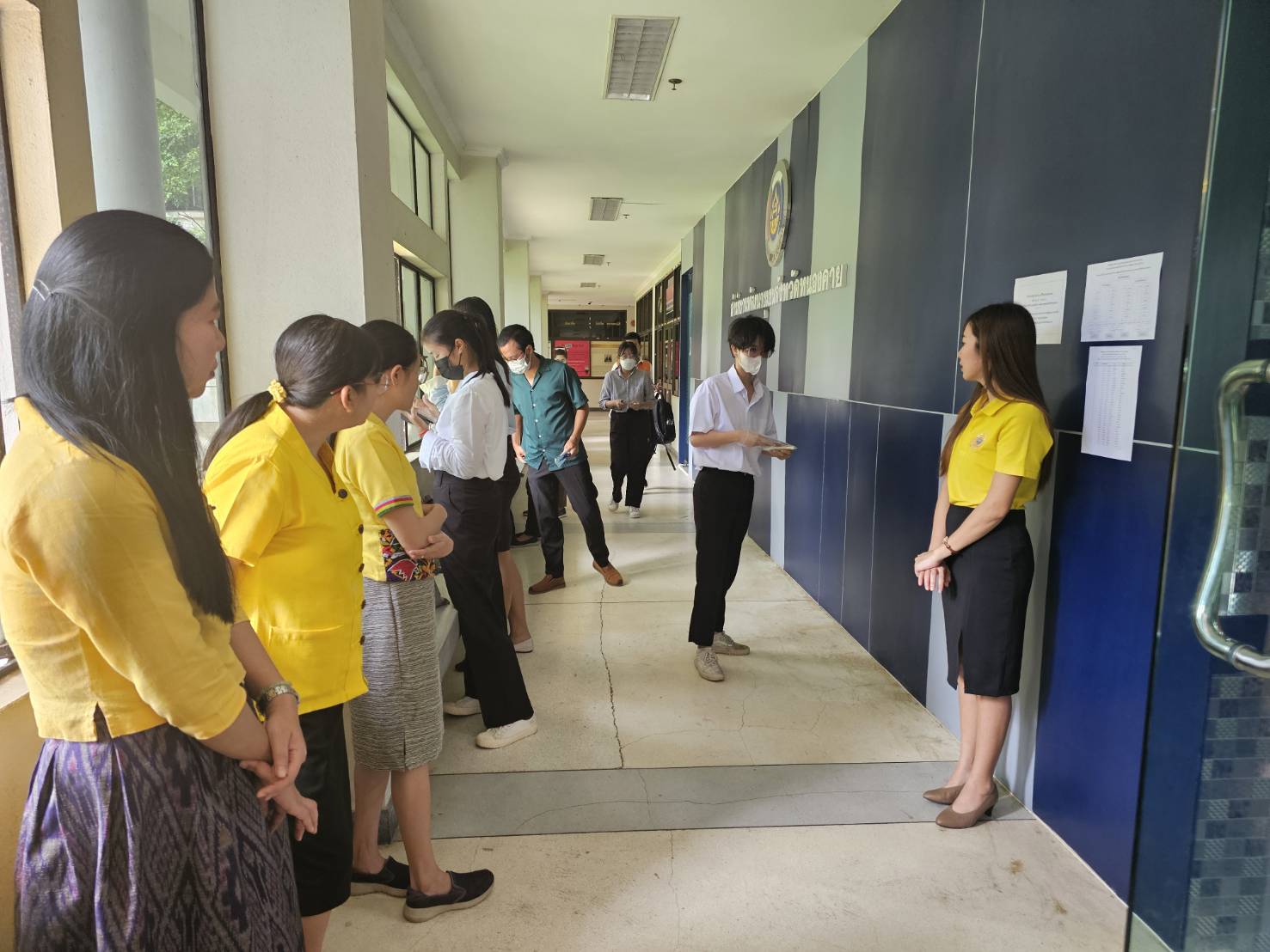 พช.หนองคาย คุมเข้ม!!! การสอบคัดเลือกบุคคลเพื่อแต่งตั้งเป็นอาสาพัฒนา (อสพ.) รุ่นที่ 76 ประจำสนามสอบจังหวัดหนองคาย