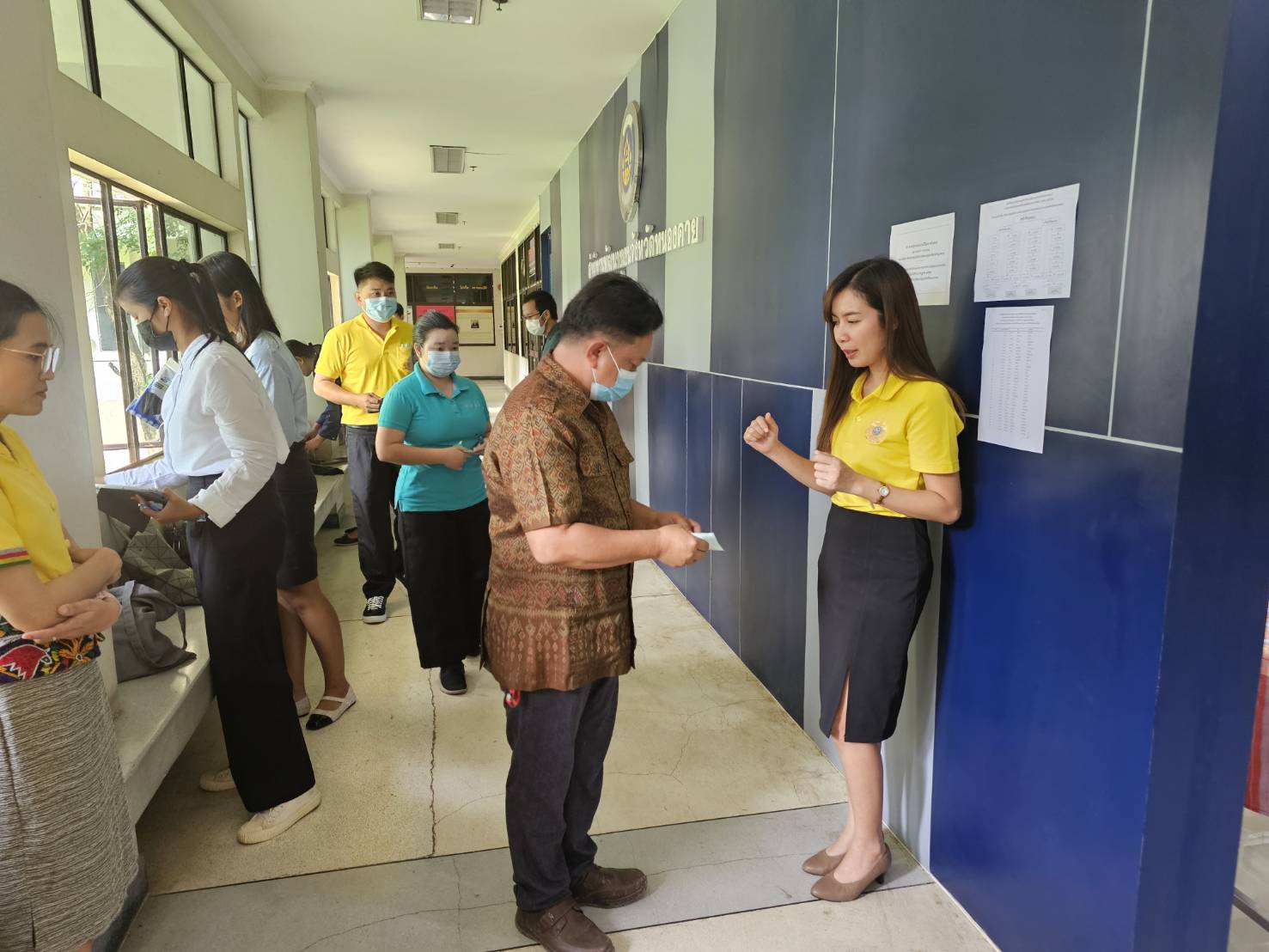 พช.หนองคาย คุมเข้ม!!! การสอบคัดเลือกบุคคลเพื่อแต่งตั้งเป็นอาสาพัฒนา (อสพ.) รุ่นที่ 76 ประจำสนามสอบจังหวัดหนองคาย