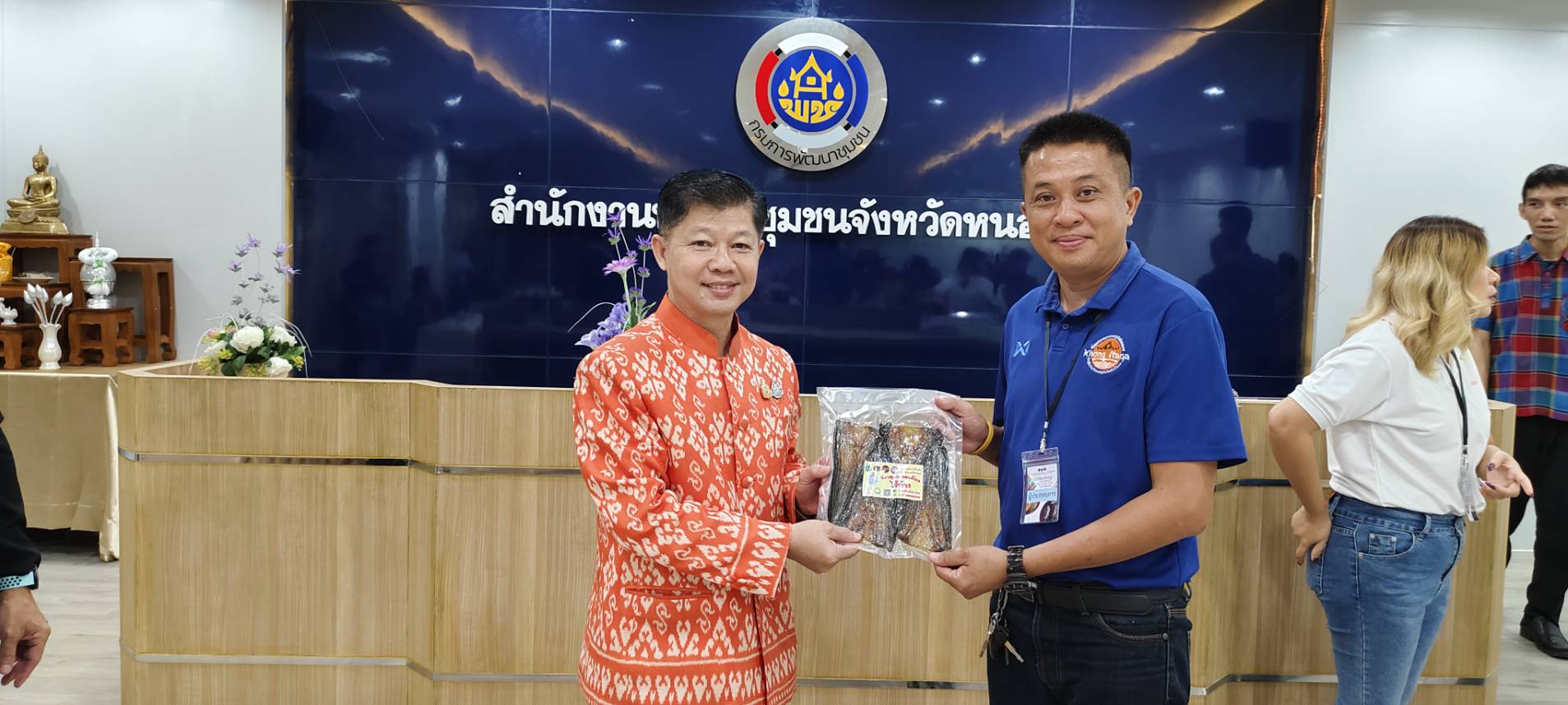 พช.จังหวัดหนองคาย ดำเนินโครงการพัฒนาและยกระดับผลิตภัณฑ์ สินค้าและบริการของจังหวัดหนองคาย กิจกรรมพัฒนาและส่งเสริมผลิตภัณฑ์ สู่การพัฒนาอาชีพอย่างยั่งยืน