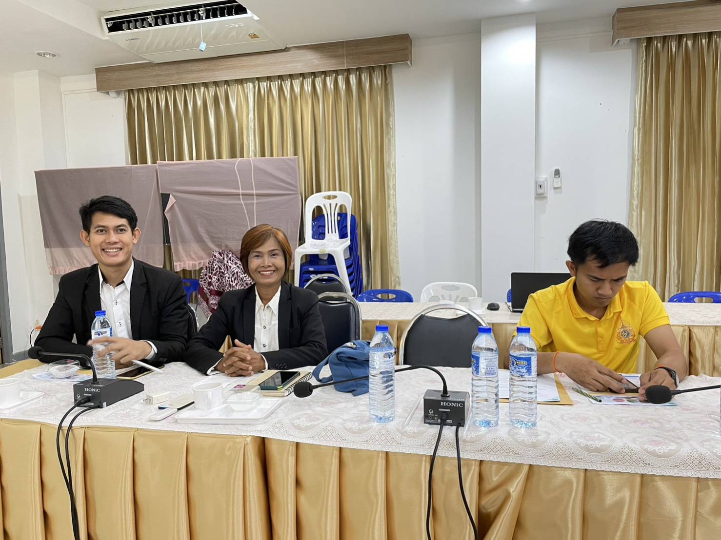 พช.หนองคาย ดำเนินโครงการตลาดนัดคนไทยยิ้มได้ กิจกรรม:ประชุมเชิงปฏิบัติการคณะกรรมการบริหารตลาด ผู้บริหารจัดการตลาด (CMO) เจ้าหน้าที่พัฒนาชุมชน รวมถึงเครือข่ายภาคีที่เกี่ยวข้อง