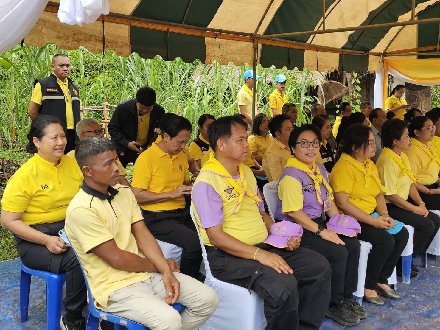 ผู้ว่าฯหนองคาย ขับเคลื่อนการขจัดความยากจน ส่งมอบบ้านห่วงใยจากใจ GLO ประจำปี 2566 ให้ครัวเรือนเป้าหมาย TPMAP อ.รัตนวาปี