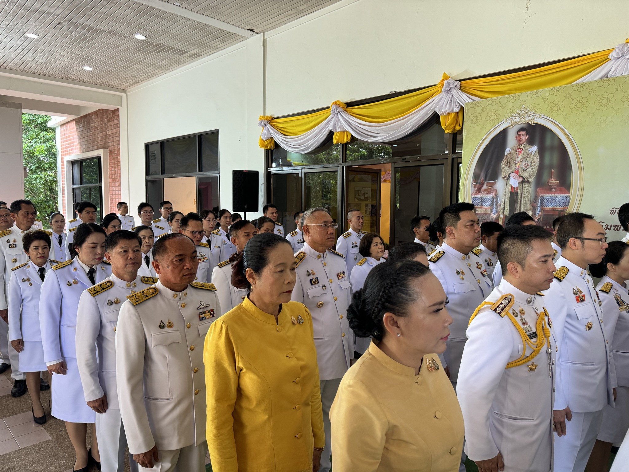 พช.หนองคาย ร่วมพิธีถวายราชสดุดีและถวายพระพรชัยมงคล โครงการเทิดทูนสถาบันพระมหากษัตริย์และบรมวงศานุวงศ์ ประจำปี พ.ศ.2567 กิจกรรมเฉลิมพระเกียรติพระบาทสมเด็จพระเจ้าอยู่หัว เนื่องในโอกาสพระราชพิธีมหามงคลเฉลิมพระชนมพรรษา 6 รอบ 28 กรกฎาคม 2567