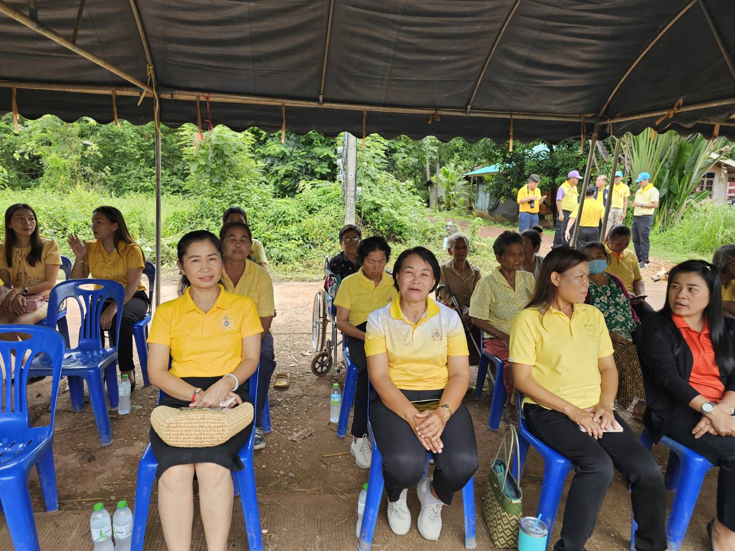 ผู้ว่าฯหนองคาย ขับเคลื่อนการขจัดความยากจน ส่งมอบบ้านห่วงใยจากใจ GLO ประจำปี 2566 ให้ครัวเรือนเป้าหมาย TPMAP อ.รัตนวาปี