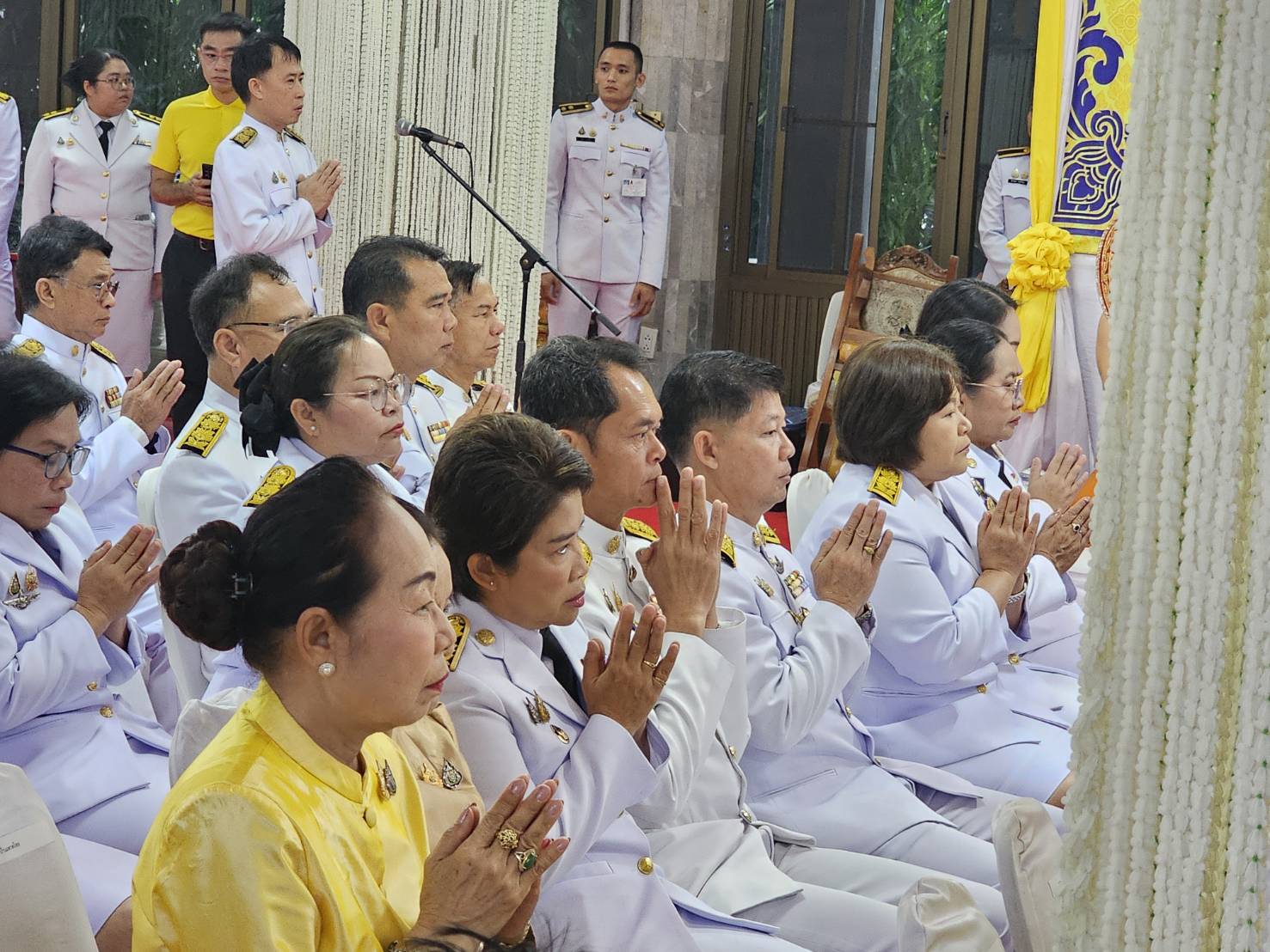 พช.หนองคาย ร่วมพิธีทำบุญตักบาตรถวายพระราชกุศลและเฉลิมพระเกียรติพระบาทสมเด็จพระเจ้าอยู่หัว เนื่องในโอกาสพระราชพิธีมหามงคลเฉลิมพระชนมพรรษา 6 รอบ 28 กรกฎาคม 2567