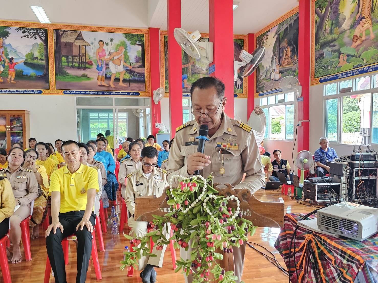จังหวัดหนองคาย ลงพื้นที่คัดสรรกิจกรรมพัฒนาชุมชนดีเด่น และตรวจคัดเลือกหมู่บ้านกองทุนแม่ของแผ่นดินดีเด่นระดับจังหวัด ประจำปี 2567 อ.สังคม และอ.ศรีเชียงใหม่