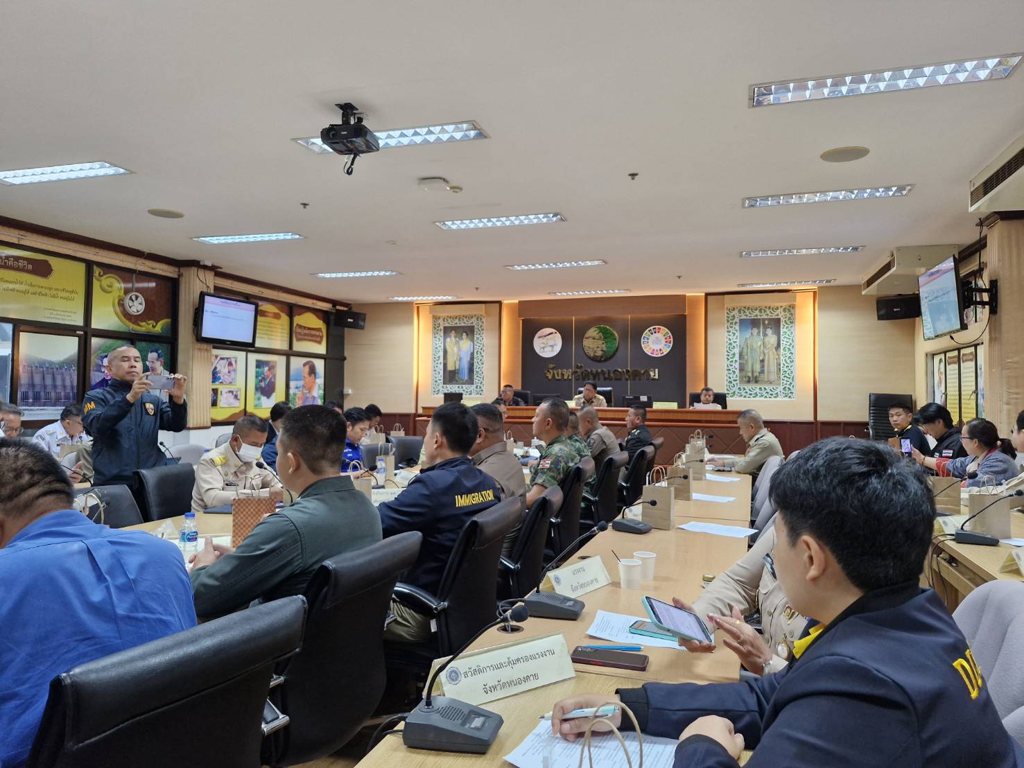 พช.หนองคายเข้าร่วมประชุมเร่งรัดการติดตามการดำเนินงานป้องกันปราบปรามและแก้ไขปัญหายาเสพติดในพื้นที่จังหวัดหนองคายระยะเร่งด่วน 3 เดือนครั้งที่ 11/2567