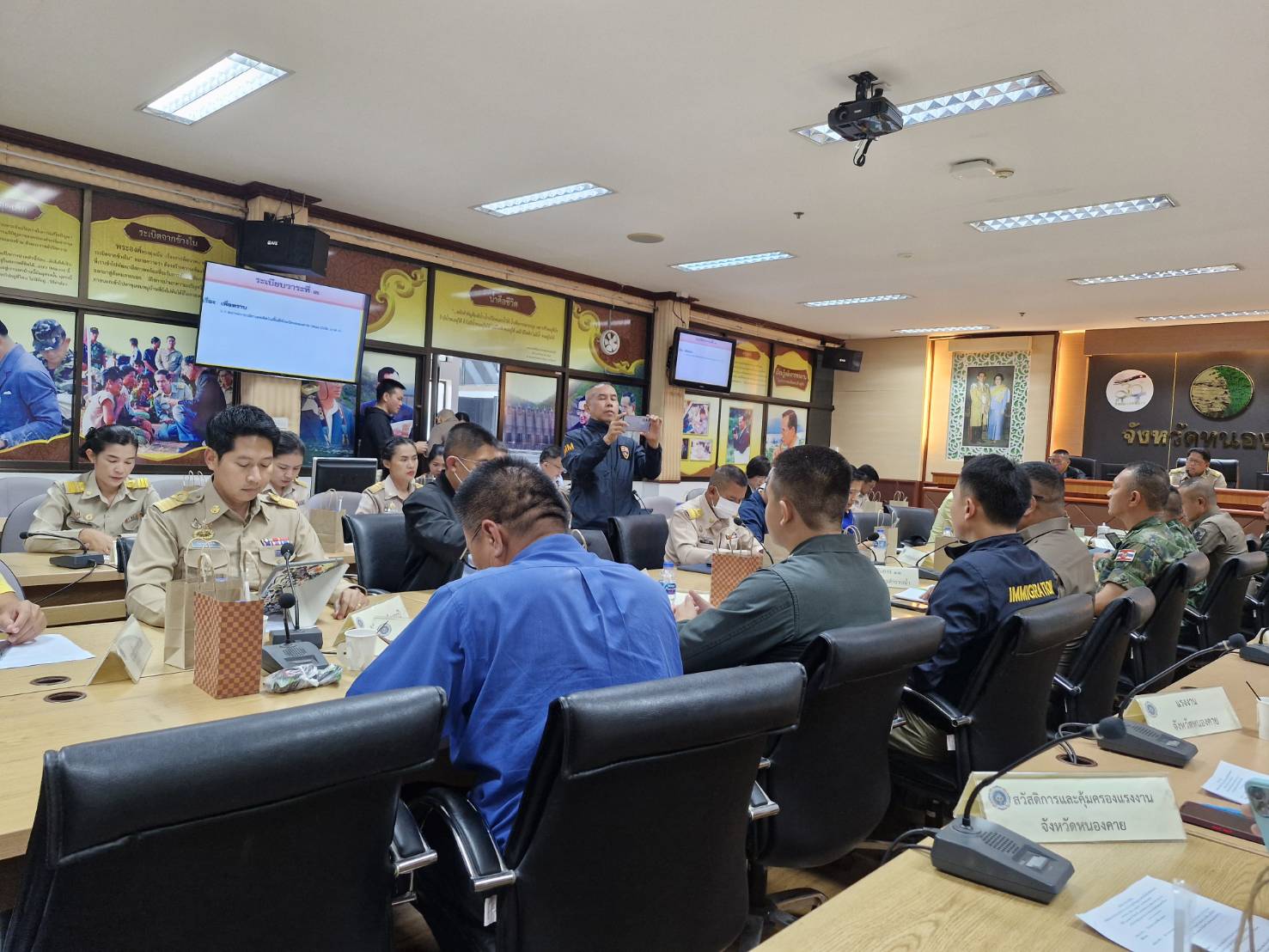 พช.หนองคายเข้าร่วมประชุมเร่งรัดการติดตามการดำเนินงานป้องกันปราบปรามและแก้ไขปัญหายาเสพติดในพื้นที่จังหวัดหนองคายระยะเร่งด่วน 3 เดือนครั้งที่ 11/2567