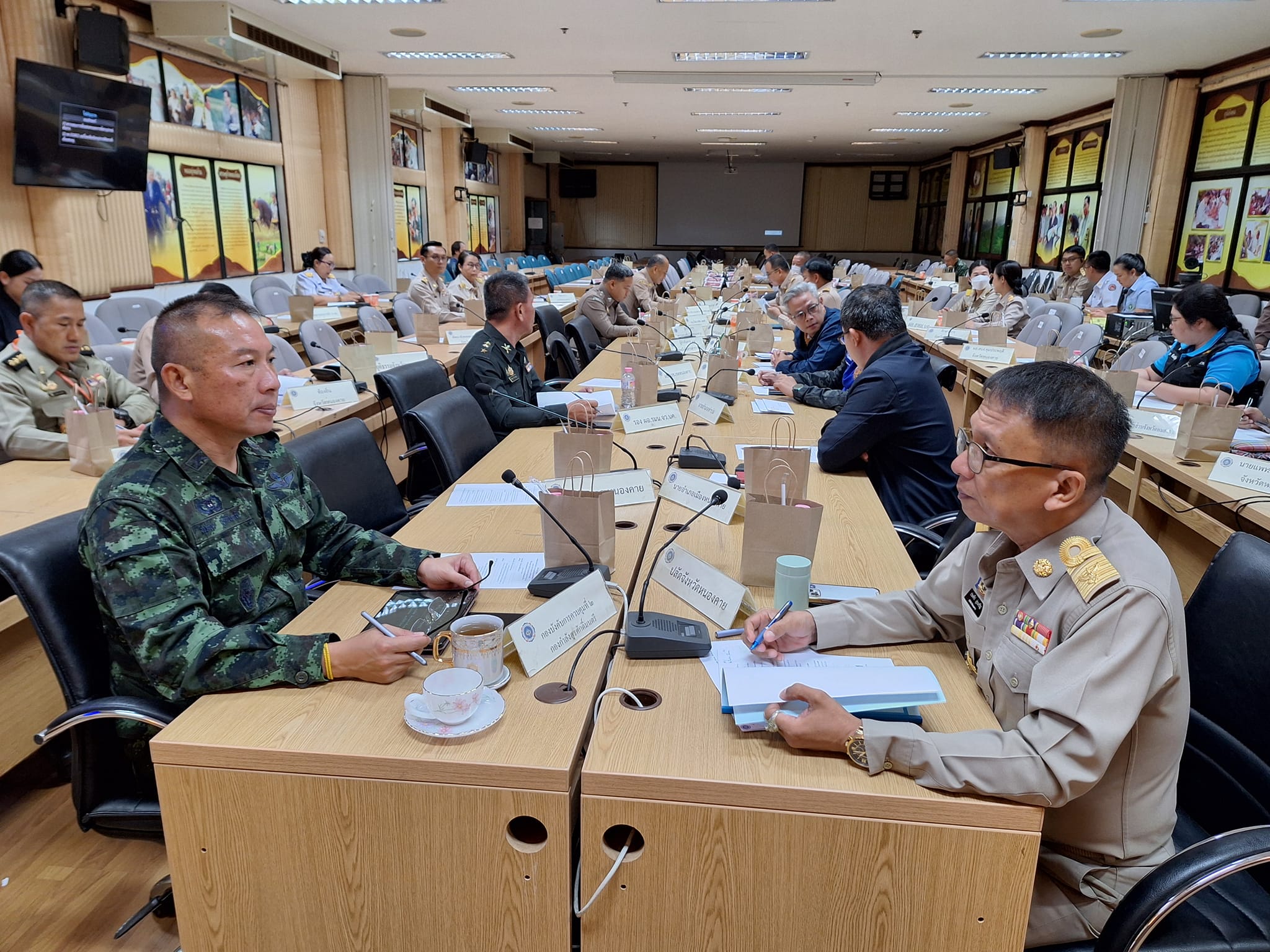 พช.หนองคาย ร่วมประชุมเร่งรัดติดตามการดำเนินงานป้องกัน ปราบปราม และแก้ไขปัญหายาเสพติดในพื้นที่ ระยะเร่งด่วน 3 เดือน (มิ.ย.-ส.ค.67)