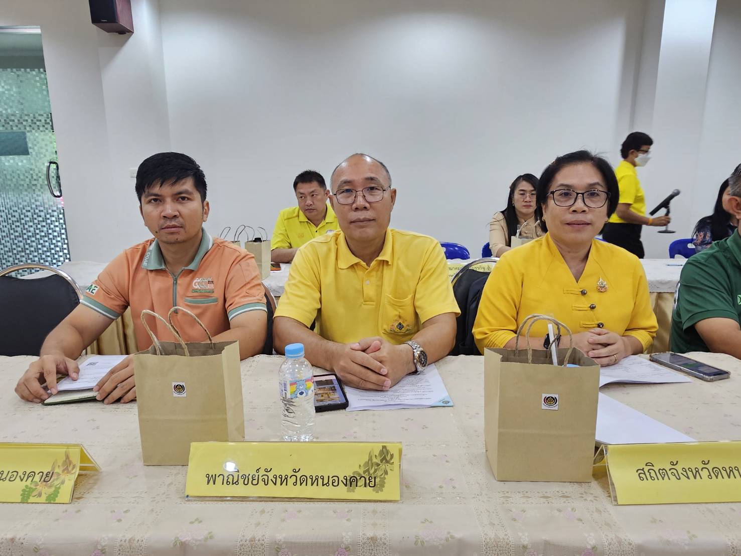 พช.หนองคาย จัดประชุมคณะทำงานสนับสนุนการขับเคลื่อนการพัฒนาเศรษฐกิจฐานรากและประชารัฐฯ จังหวัดหนองคาย ครั้งที่ 2/2567