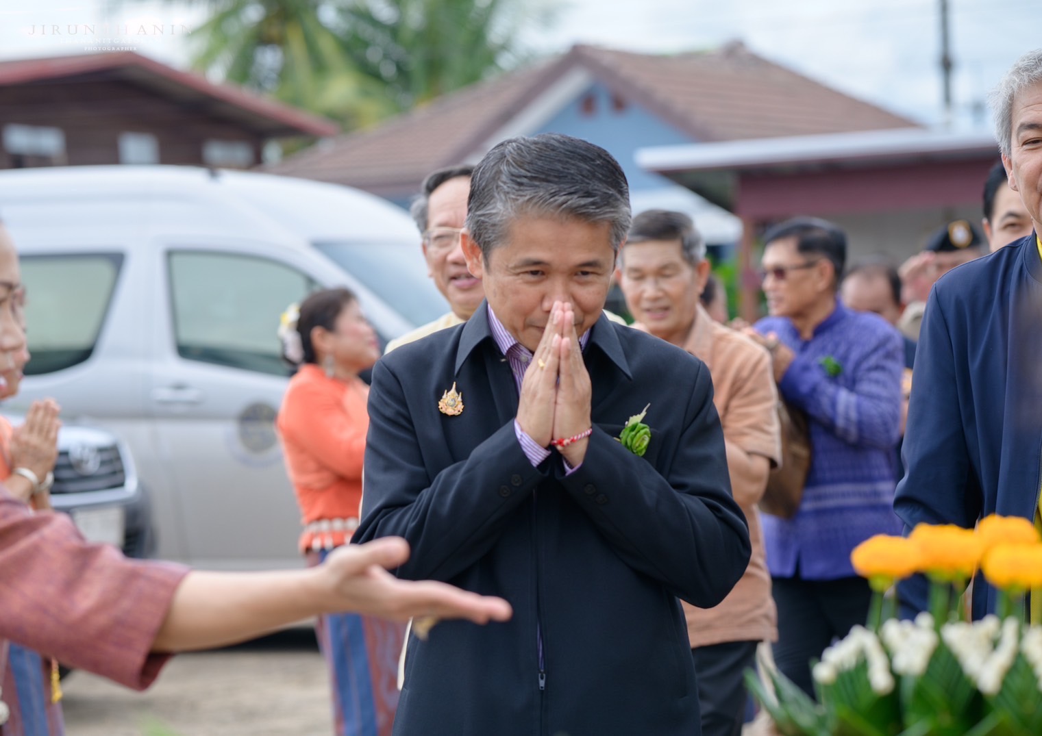 พช.หนองคาย ร่วมต้อนรับผู้ตรวจราชการสำนักนายกรัฐมนตรี เขตตรวจราชการที่ 10 พร้อมคณะ ลงพื้นที่ตรวจติดตาม การขับเคลื่อนนโยบาย Soft Power แหล่งท่องเที่ยวชุมชนบ้านเดื่อ