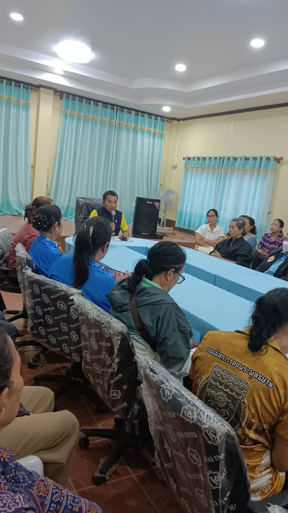 กองทุนพัฒนาบทบาทสตรี จังหวัดหนองคาย ลงพื้นที่ดำเนินกิจกรรม Mobile Clinic แก้หนี้ อ.รัตนวาปี