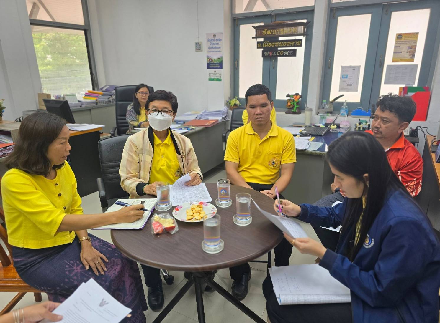 พช.หนองคาย ลงพื้นที่ติดตามและสนับสนุนการบริหารการจัดเก็บข้อมูลความจำเป็นขั้นพื้นฐาน (จปฐ.) ปี 2567