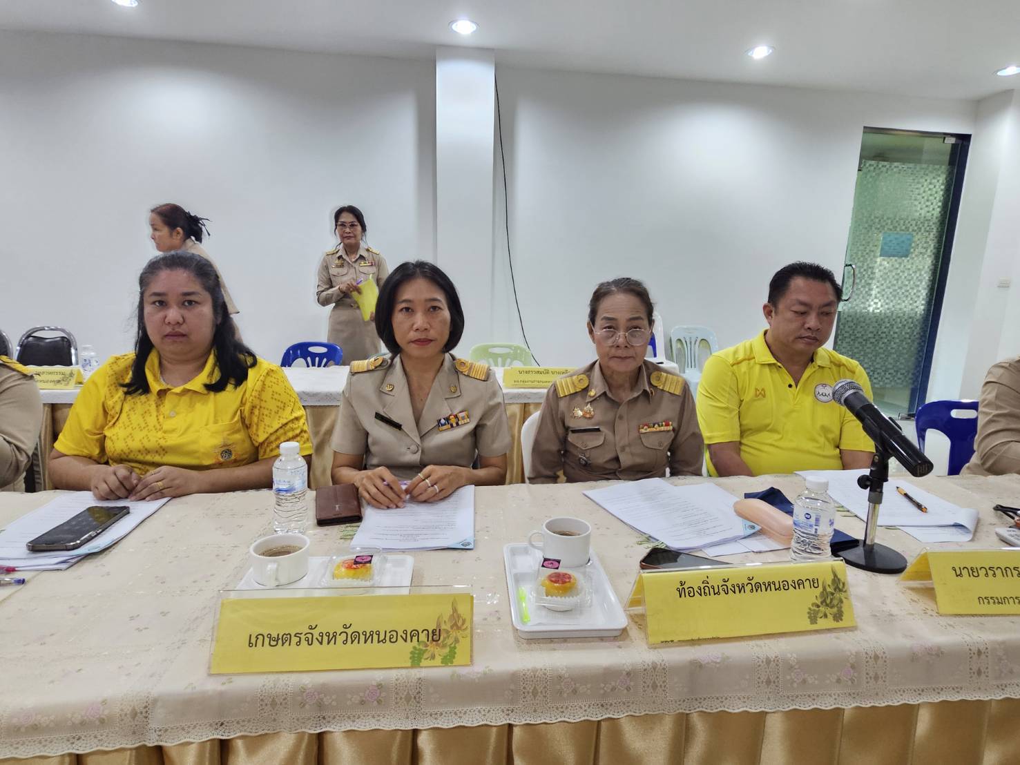 พช.หนองคาย จัดประชุมคณะทำงานสนับสนุนการขับเคลื่อนการพัฒนาเศรษฐกิจฐานรากและประชารัฐฯ จังหวัดหนองคาย ครั้งที่ 1/2567