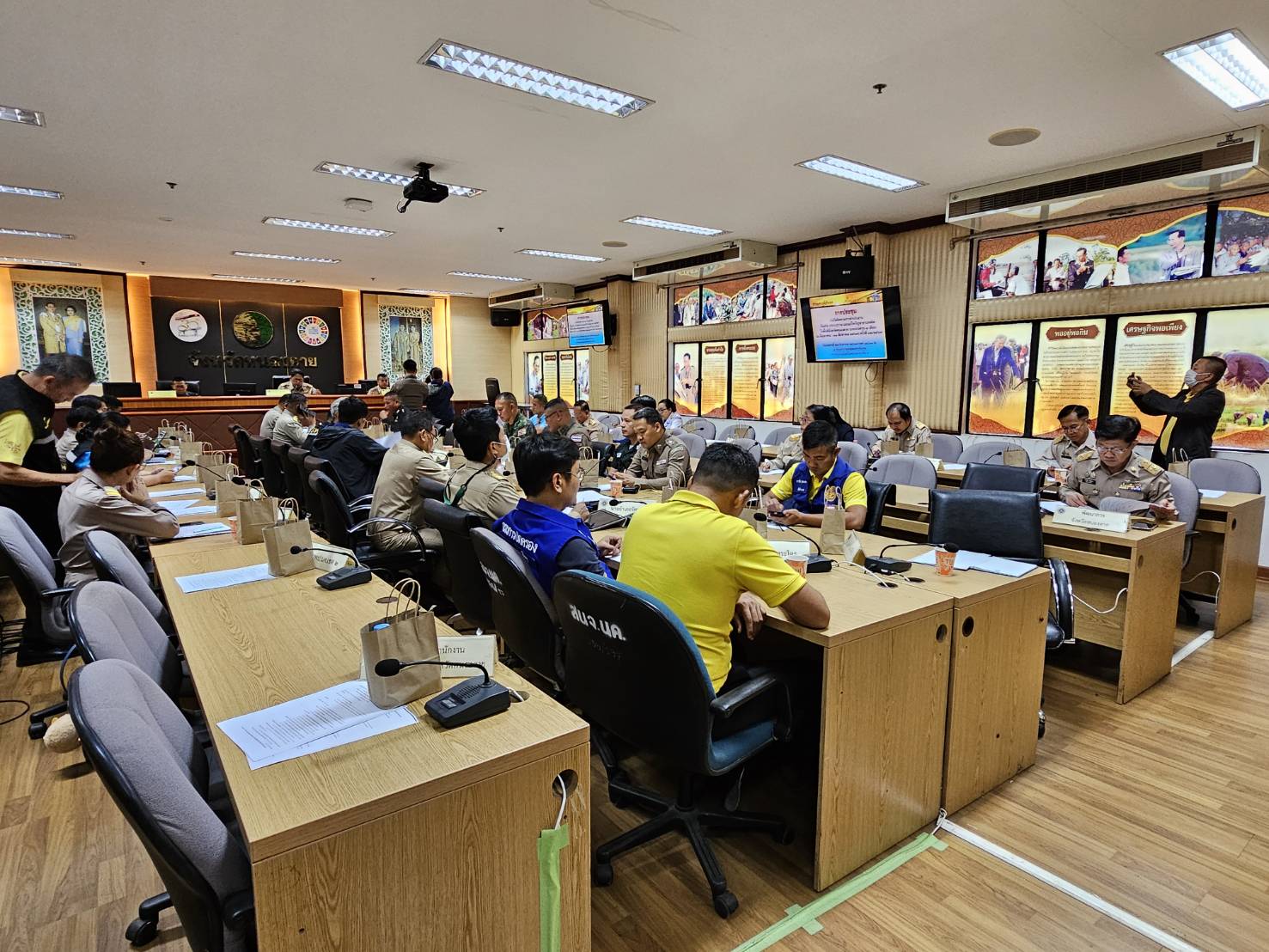 พช.หนองคาย ร่วมประชุมเร่งรัดติดตามการดำเนินงานป้องกัน ปราบปราม และแก้ไขปัญหายาเสพติดในพื้นที่ ระยะเร่งด่วน 3 เดือน (มิ.ย.-ส.ค.67)