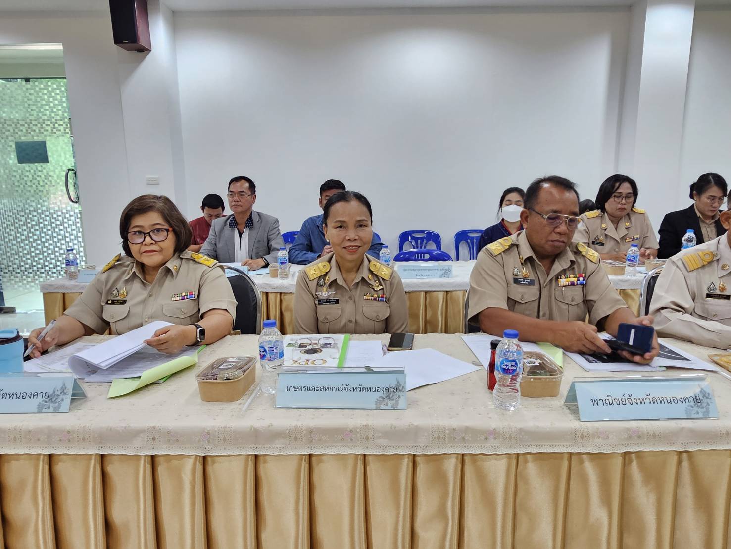 พช.หนองคาย ประชุมคณะกรรมการดำเนินการคัดสรรสุดยอด หนึ่งตำบล หนึ่งผลิตภัณฑ์ไทย (OTOP Product Champion : OPC) เตรียมคัดสรรผลิตภัณฑ์ OTOP 2567 ยกระดับผลิตภัณฑ์ท้องถิ่นสู่ตลาดโลก