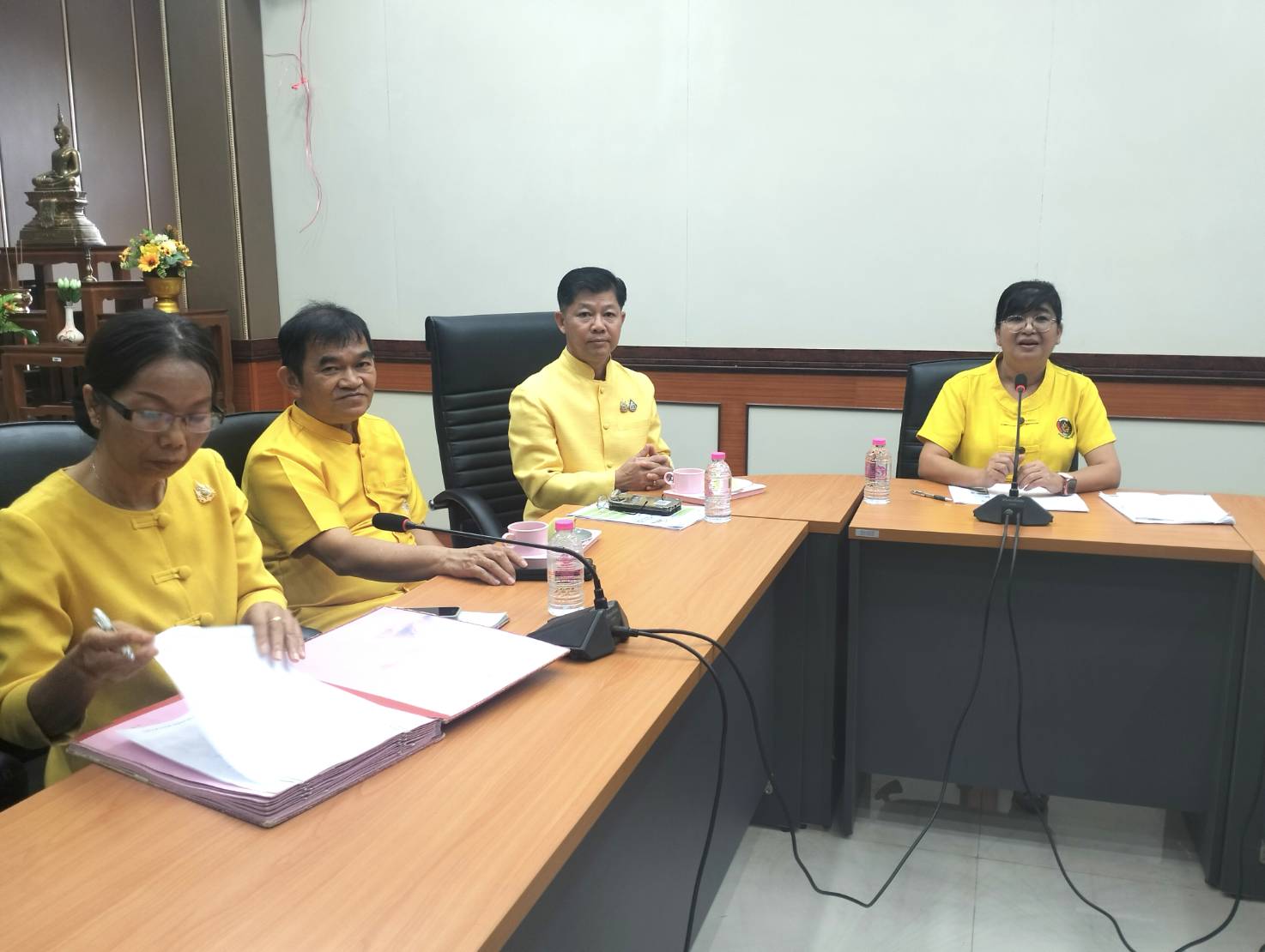 พช.หนองคาย ลงพื้นที่ดำเนินโครงการบริหารจัดการหนี้กองทุนพัฒนาบทบาทสตรี จังหวัดหนองคาย กิจกรรม Mobile Clinic แก้หนี้ พื้นที่อำเภอเมืองหนองคาย