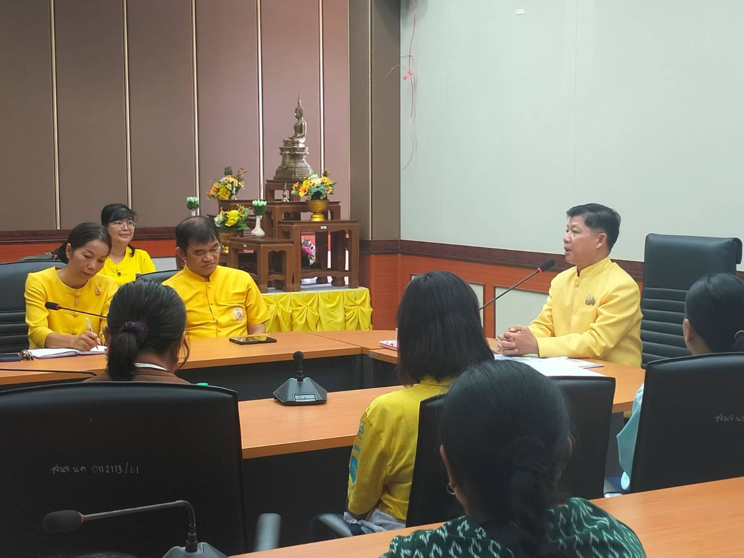 พช.หนองคาย ลงพื้นที่ดำเนินโครงการบริหารจัดการหนี้กองทุนพัฒนาบทบาทสตรี จังหวัดหนองคาย กิจกรรม Mobile Clinic แก้หนี้ พื้นที่อำเภอเมืองหนองคาย