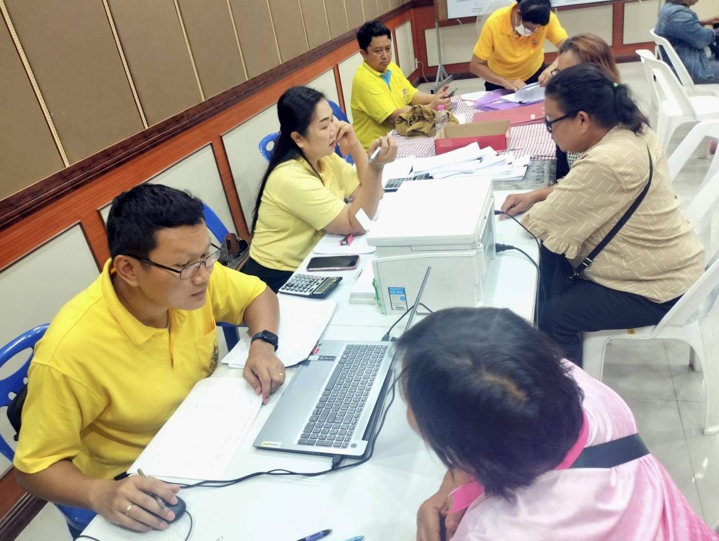 พช.หนองคาย ลงพื้นที่ดำเนินโครงการบริหารจัดการหนี้กองทุนพัฒนาบทบาทสตรี จังหวัดหนองคาย กิจกรรม Mobile Clinic แก้หนี้ พื้นที่อำเภอเมืองหนองคาย