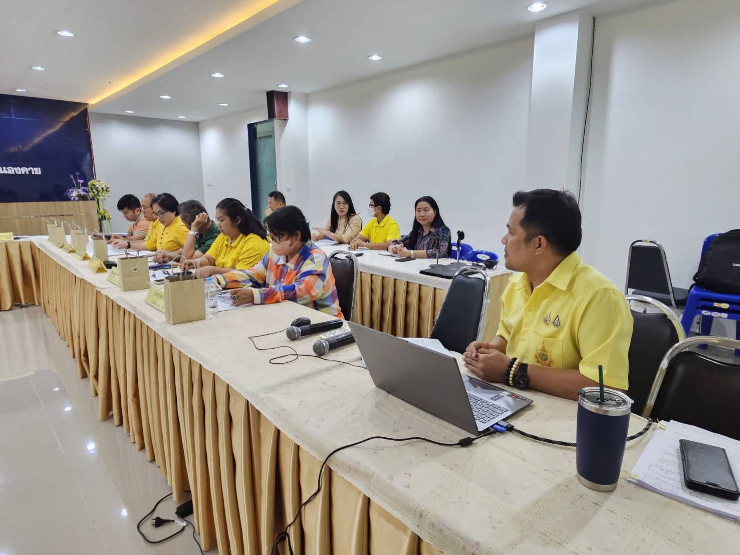 พช.หนองคาย จัดประชุมคณะทำงานสนับสนุนการขับเคลื่อนการพัฒนาเศรษฐกิจฐานรากและประชารัฐฯ จังหวัดหนองคาย ครั้งที่ 2/2567