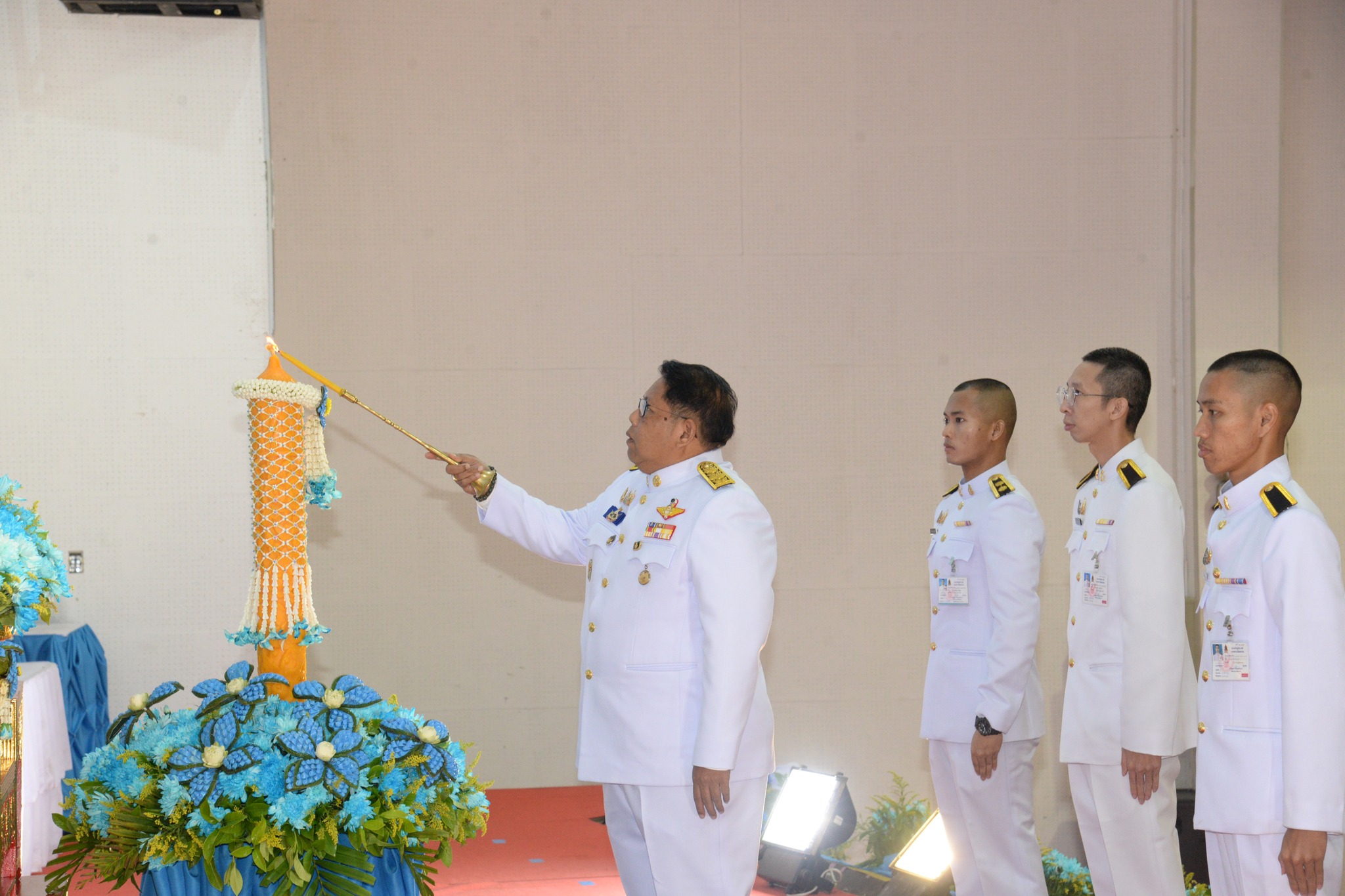 พช.หนองคาย ร่วมพิธีถวายเครื่องราชสักการะและวางพานพุ่ม และจุดเทียนชัยถวายพระพร สมเด็จพระนางเจ้าสิริกิตติ์ พระบรมราชินีนาถ พระบรมราชชนนีพันปีหลวง เนื่องในโอกาสวันเฉลิมพระชนมพรรษา 12 สิงหาคม 2567
