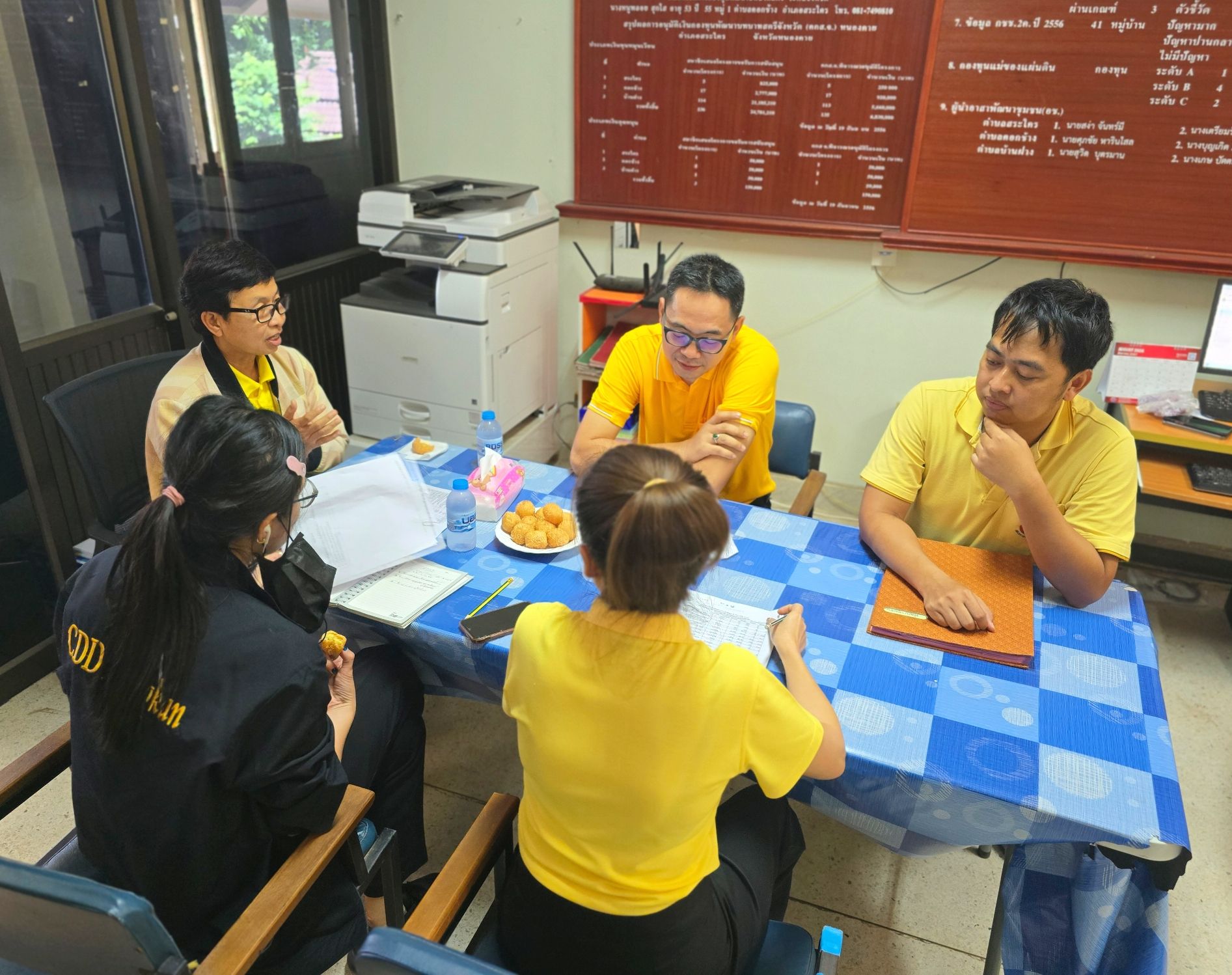 พช.หนองคาย ลงพื้นที่ติดตามและสนับสนุนการบริหารการจัดเก็บข้อมูลความจำเป็นขั้นพื้นฐาน (จปฐ.) ปี 2567