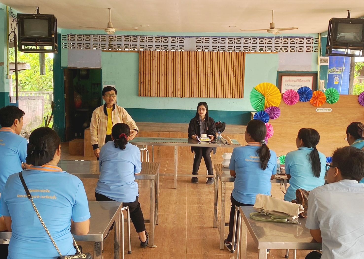 พช.หนองคาย ลงพื้นที่ร่วมดำเนินการพัฒนาและยกระดับหมู่บ้านกองทุนแม่ของแผ่นดิน สู่การเป็นต้นแบบด้านการป้องกันและแก้ไขปัญหายาเสพติด