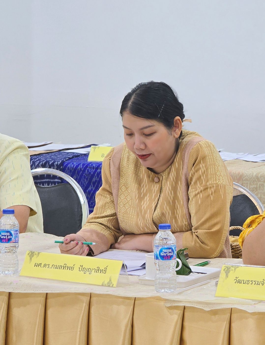 จ.หนองคาย จัดประกวดผ้าลายพระราชทาน “ผ้าลายสิริวชิราภรณ์” และงานหัตถกรรม ระดับจังหวัด ประจำปี 2567 เพื่อสืบสาน รักษา ต่อยอด งานหัตถกรรมและหัตถศิลป์ผ้าถิ่นไทย