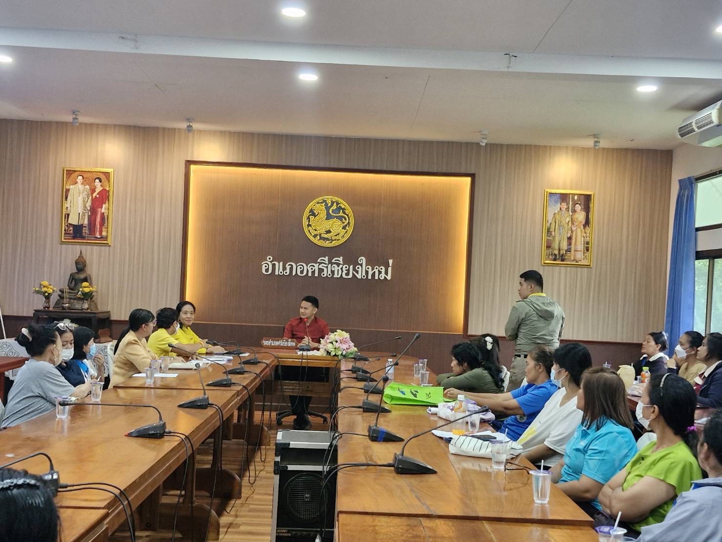 กองทุนพัฒนาบทบาทสตรี จังหวัดหนองคาย ลงพื้นที่ดำเนินกิจกรรม Mobile Clinic แก้หนี้ อ.ศรีเชียงใหม่