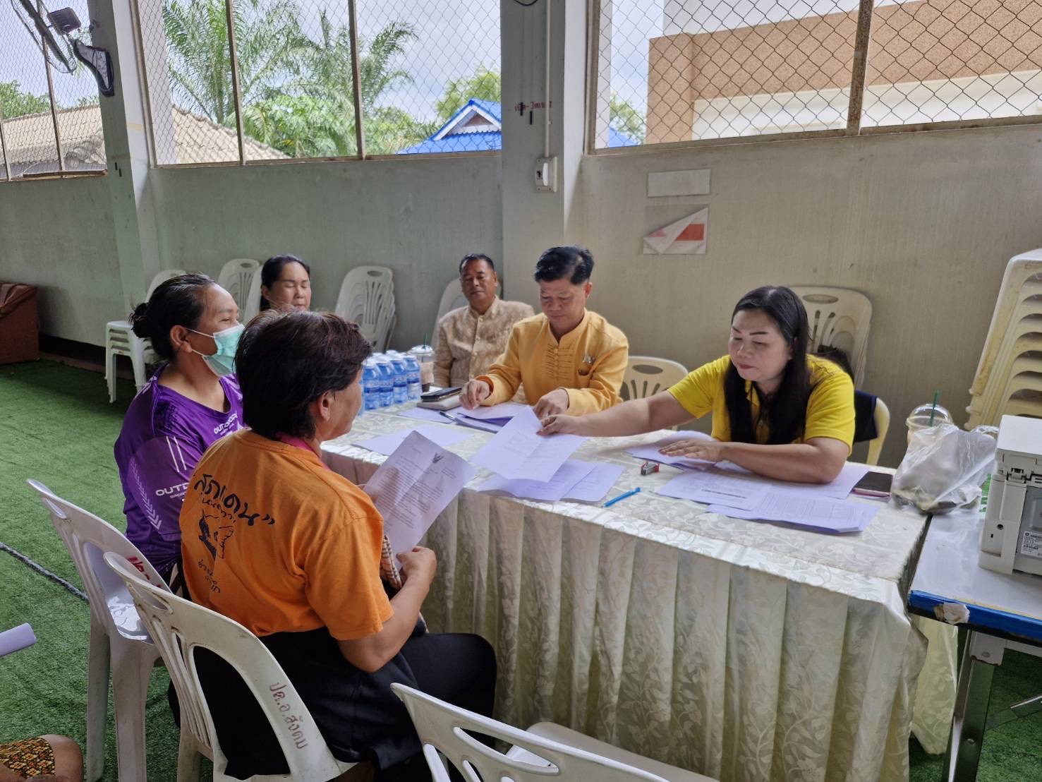 กองทุนพัฒนาบทบาทสตรี จังหวัดหนองคาย ลงพื้นที่ดำเนินกิจกรรม Mobile Clinic แก้หนี้